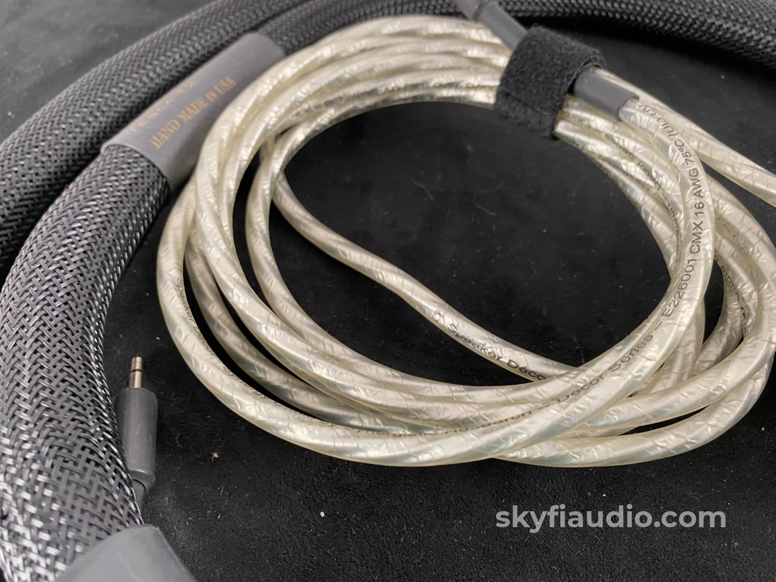 Synergistic Research - Tesla T2 Power Cable With Supply 5Ft Cables