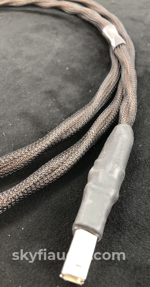 Synergistic Research - Tesla Tricon Digital Usb Cable 2M Cables