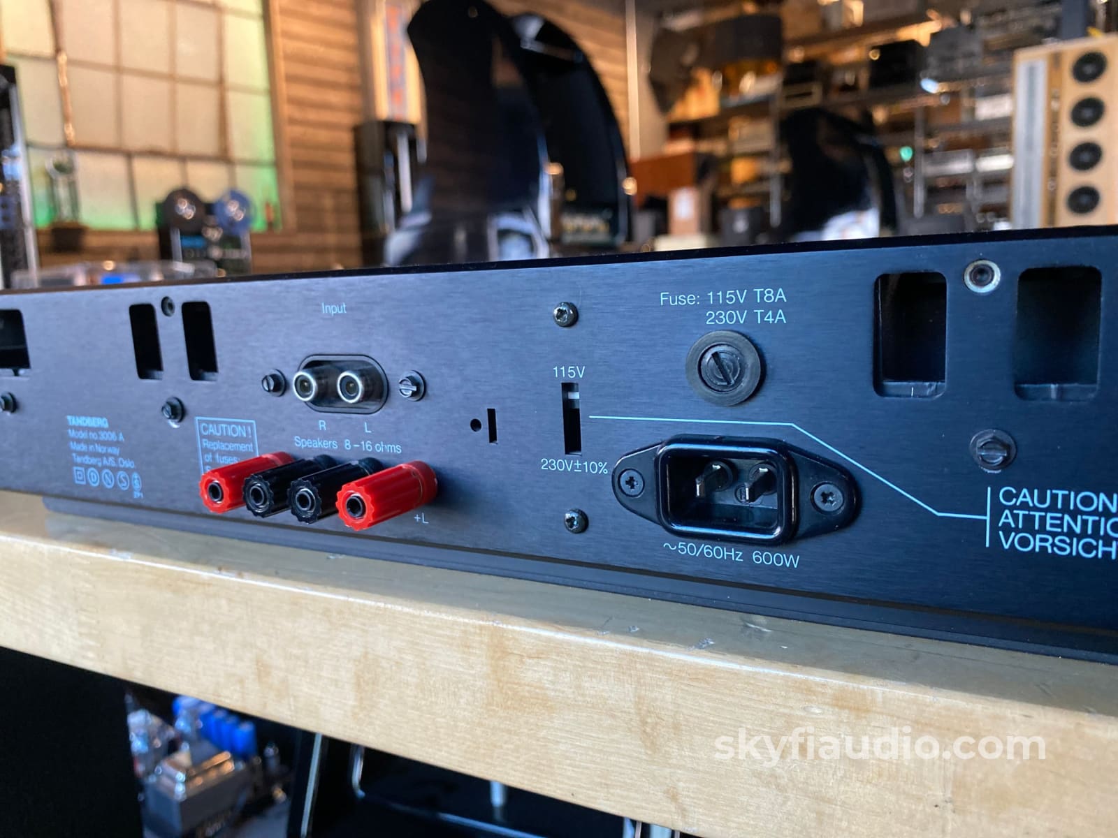 Tandberg 3006A Vintage Solid State Amplifier - Complete