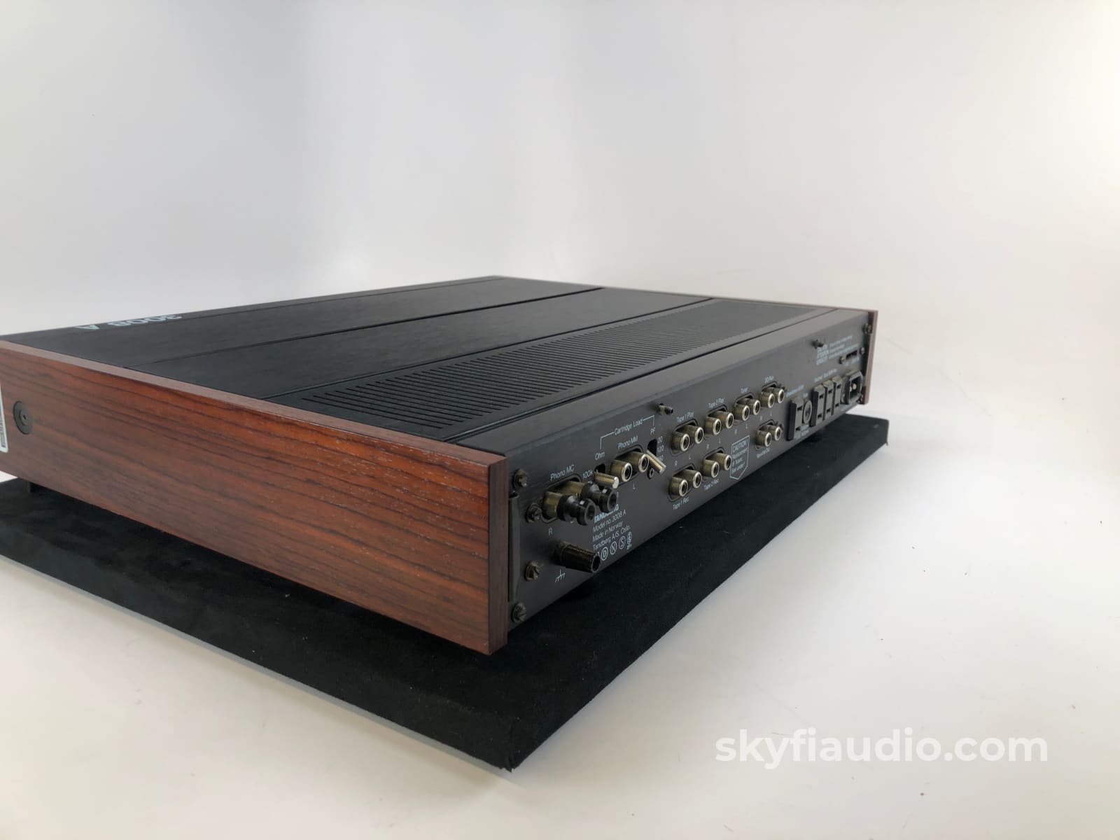 Tandberg 3008A Preamp With Phono Input - Zero Negative Feedback Design Preamplifier