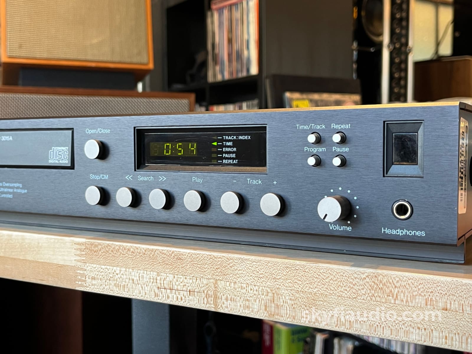 Tandberg 3015A Vintage 16-bit CD Player - Serviced W/Remote - CD + Digital