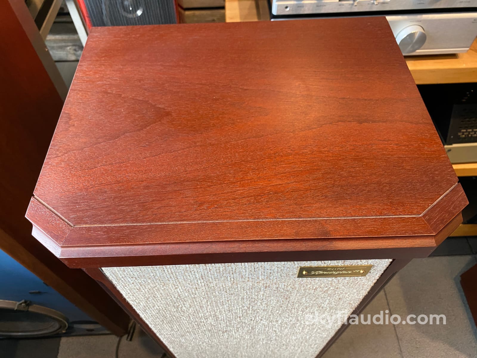 Tannoy Kensington Se Speakers In Mahogany - Stunning!