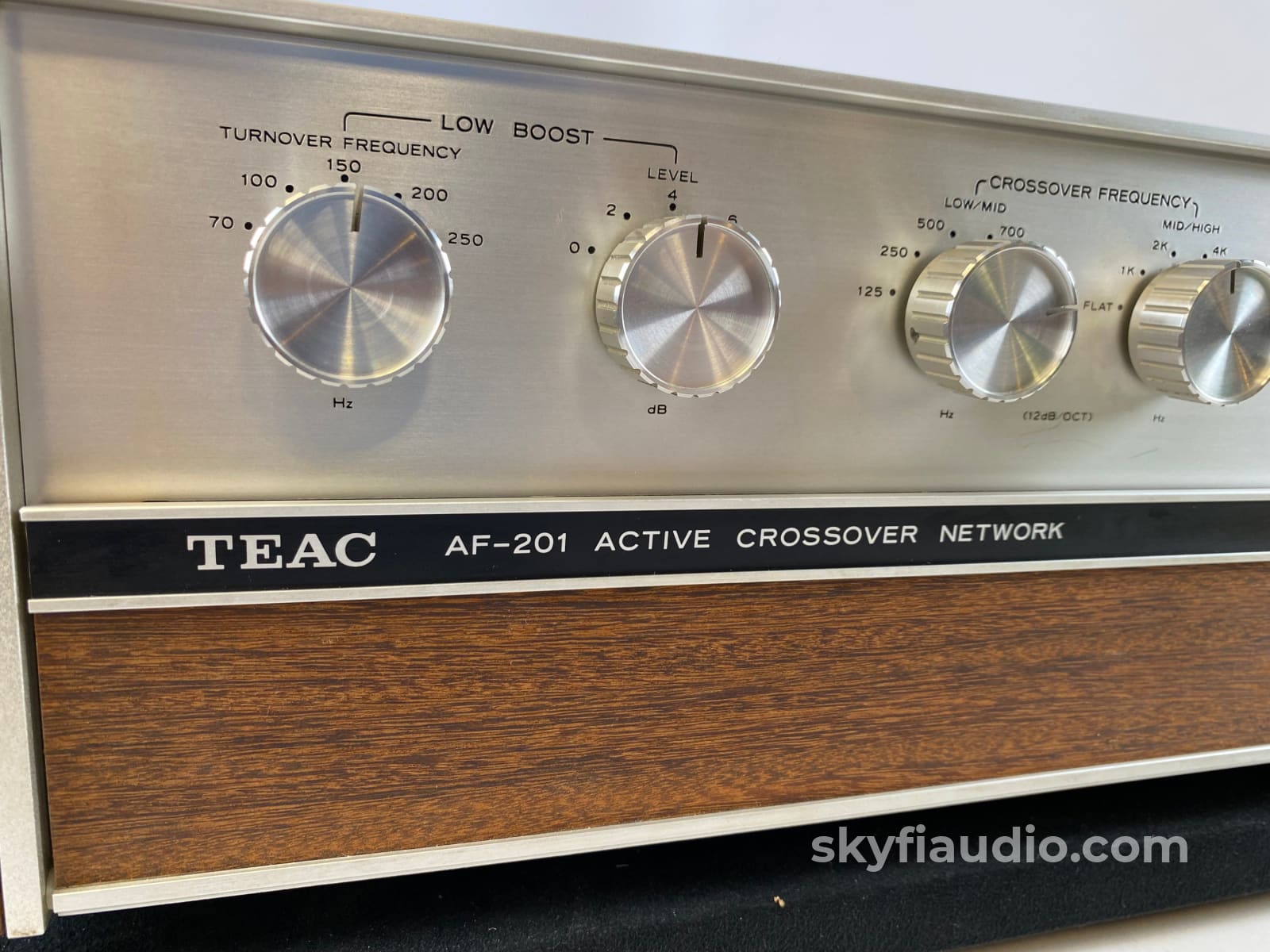 Teac AF-201 Active 3-Way or 2-Way Vintage Crossover, Minty
