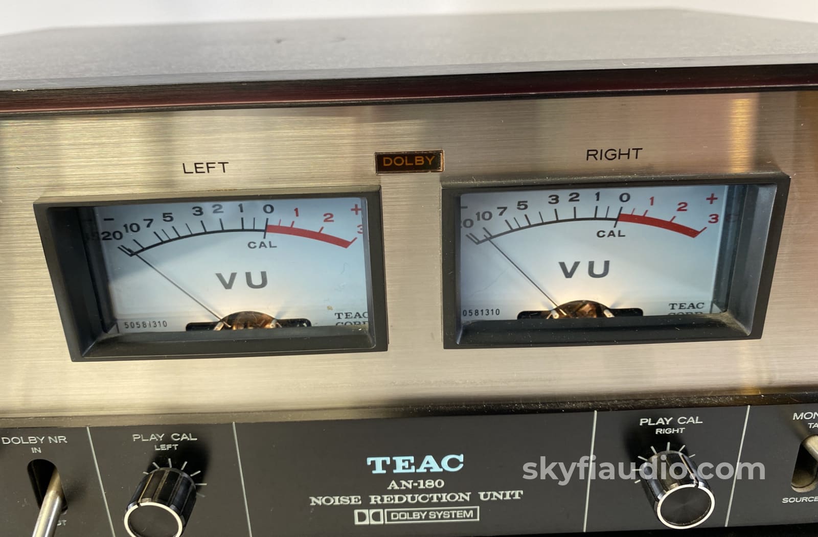 TEAC AN-180 Dolby Noise Reduction Unit - Tested and Working