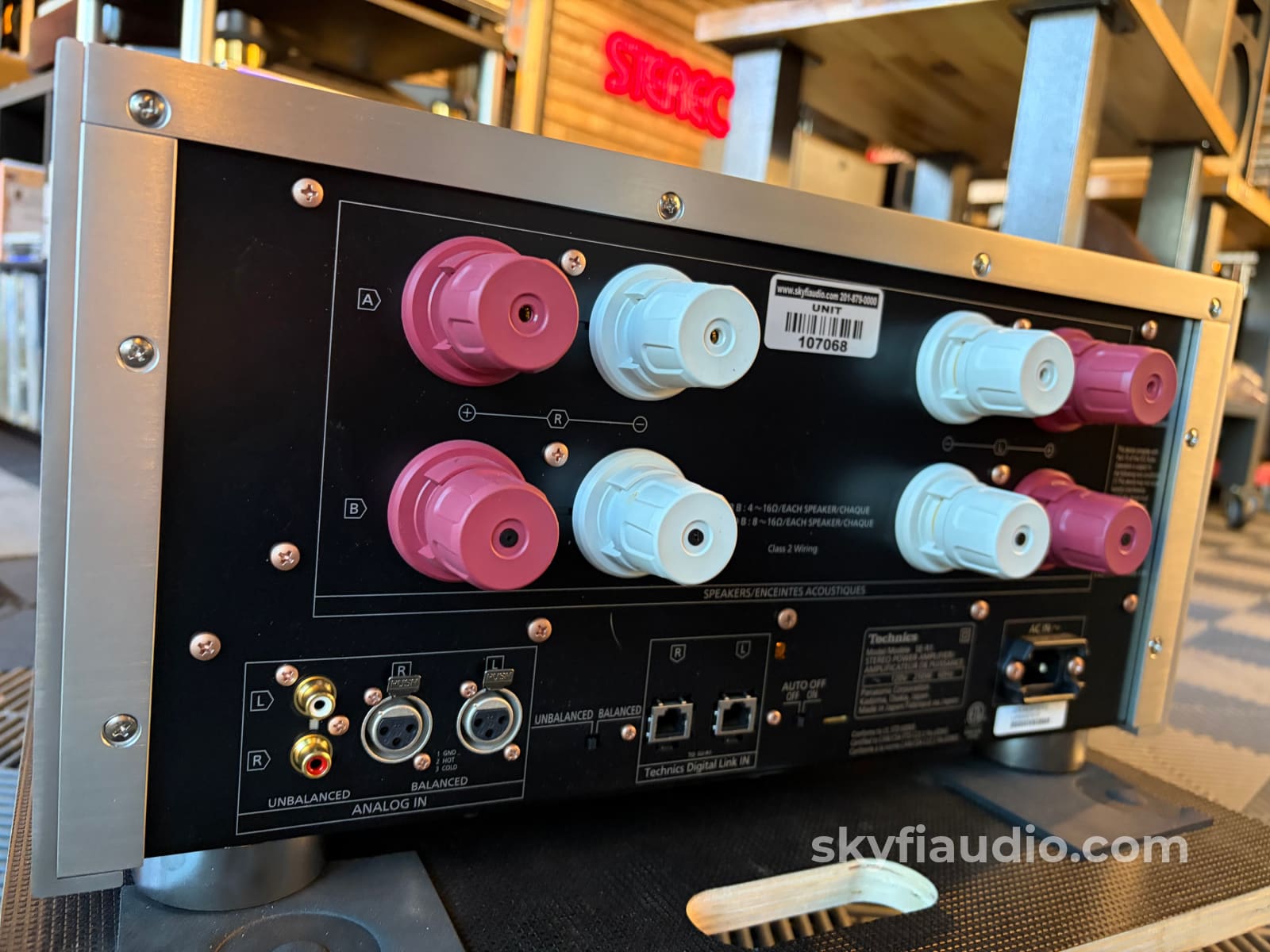 Technics SE-R1 Amplifier - Holy Grail Technics Piece - Near NOS - w/Fr
