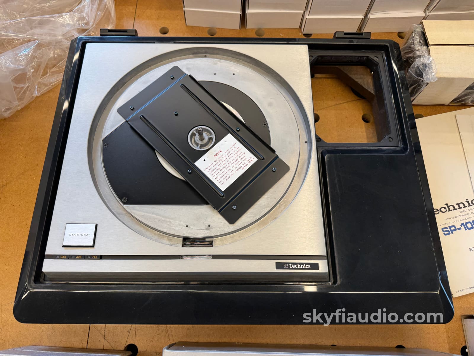 Technics SL-1000 Vintage Turntable - New Old Stock Turntable