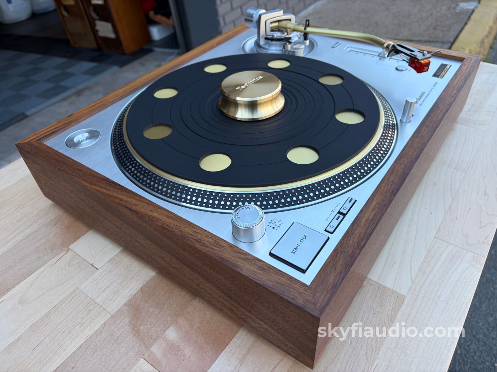 Technics SL-1200/1210GME Master Edition Direct Drive Turntable DREAM B