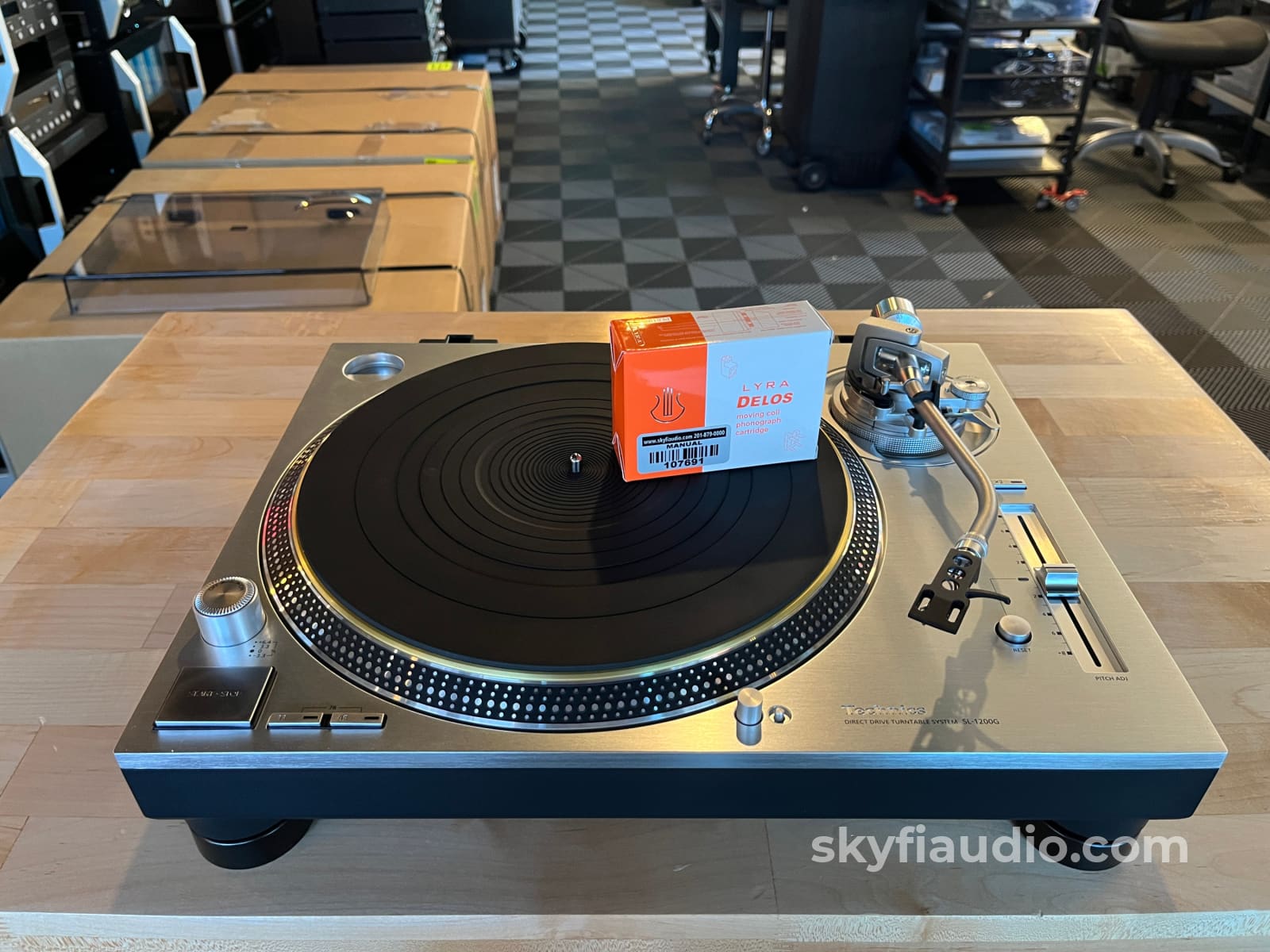 Technics Sl-1200G Turntable W/ Lyra Delos - Pre-Loved - Turntable