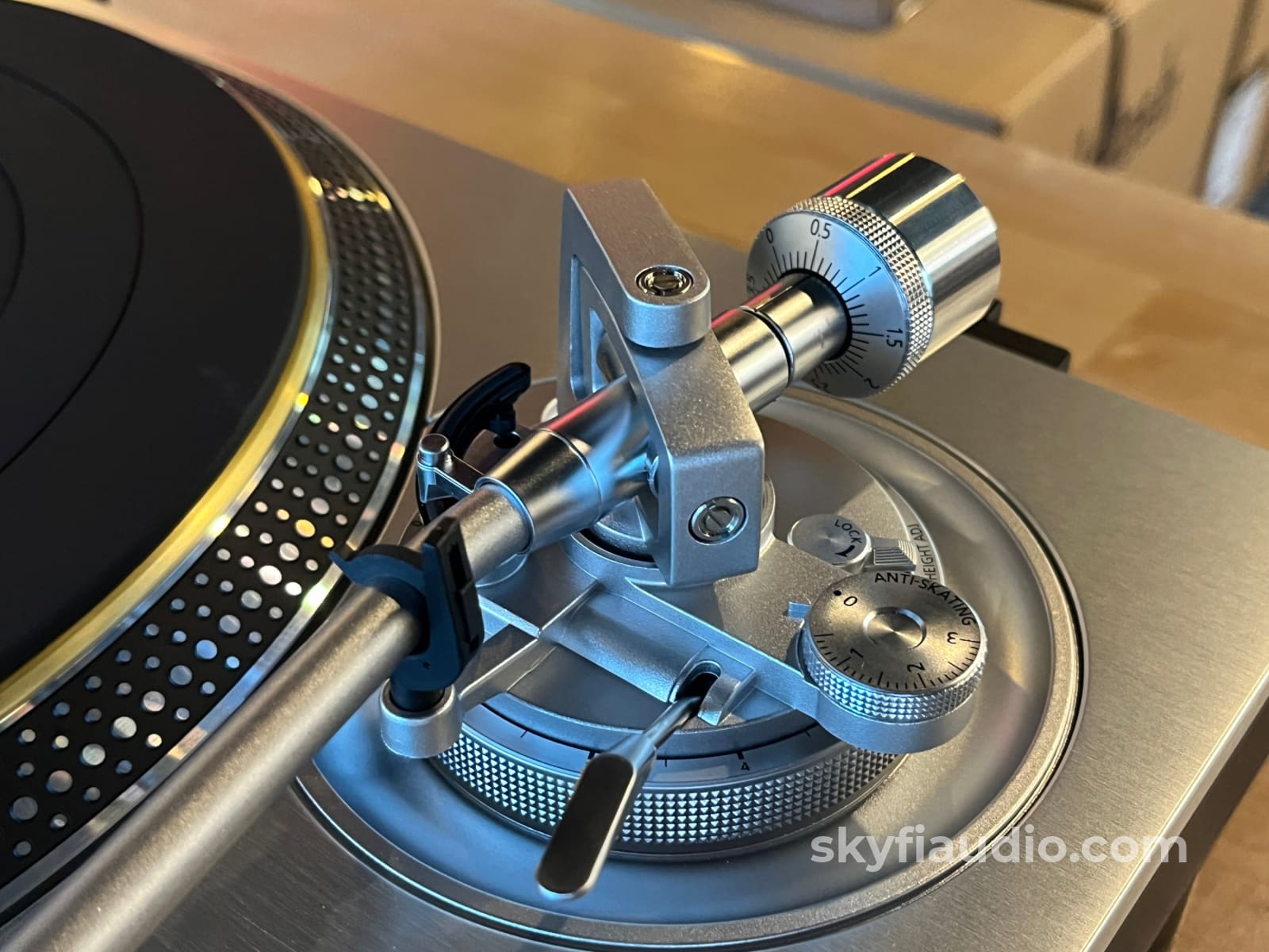 Technics Sl-1200G Turntable W/ Lyra Delos - Pre-Loved - Turntable