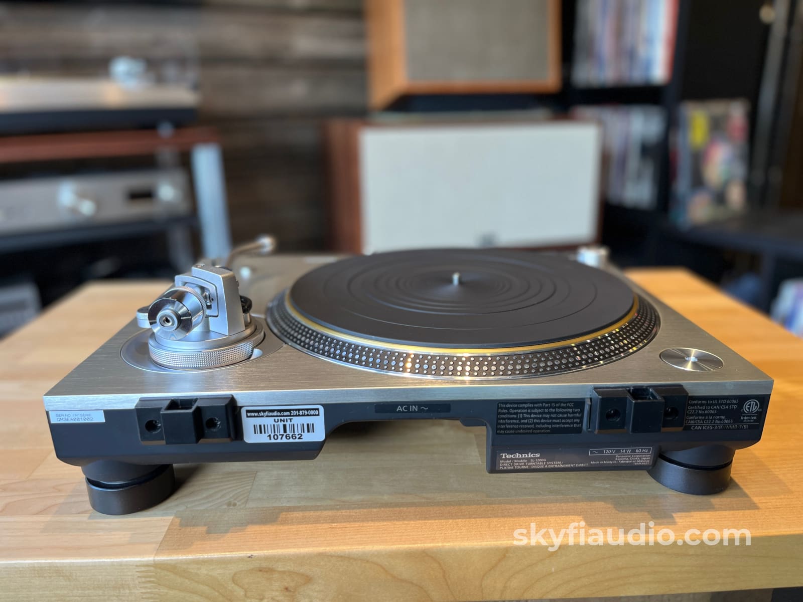 Technics SL-1200G Turntable with New Lyra Delos Cartridge + Kimber TAK-CU - Pre-Loved - Turntable