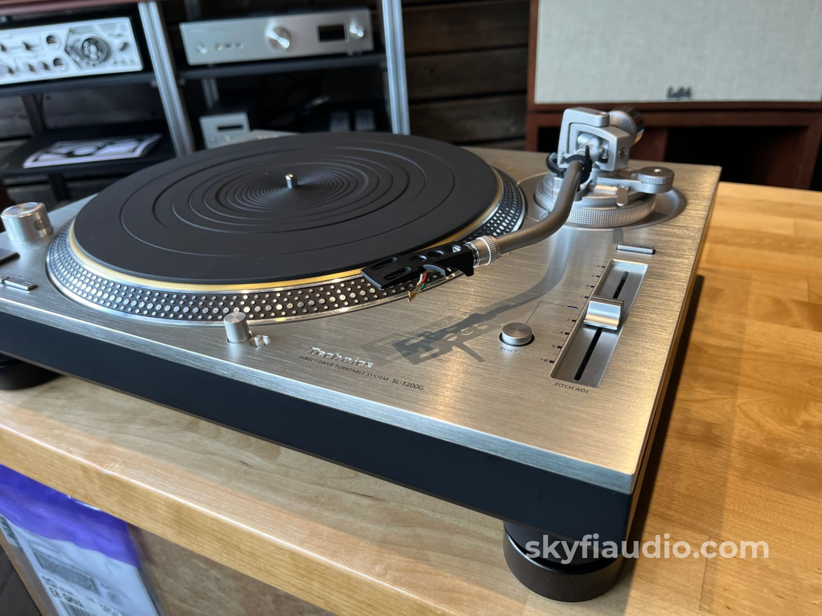 Technics SL-1200G Turntable with New Lyra Delos Cartridge + Kimber TAK-CU - Pre-Loved - Turntable