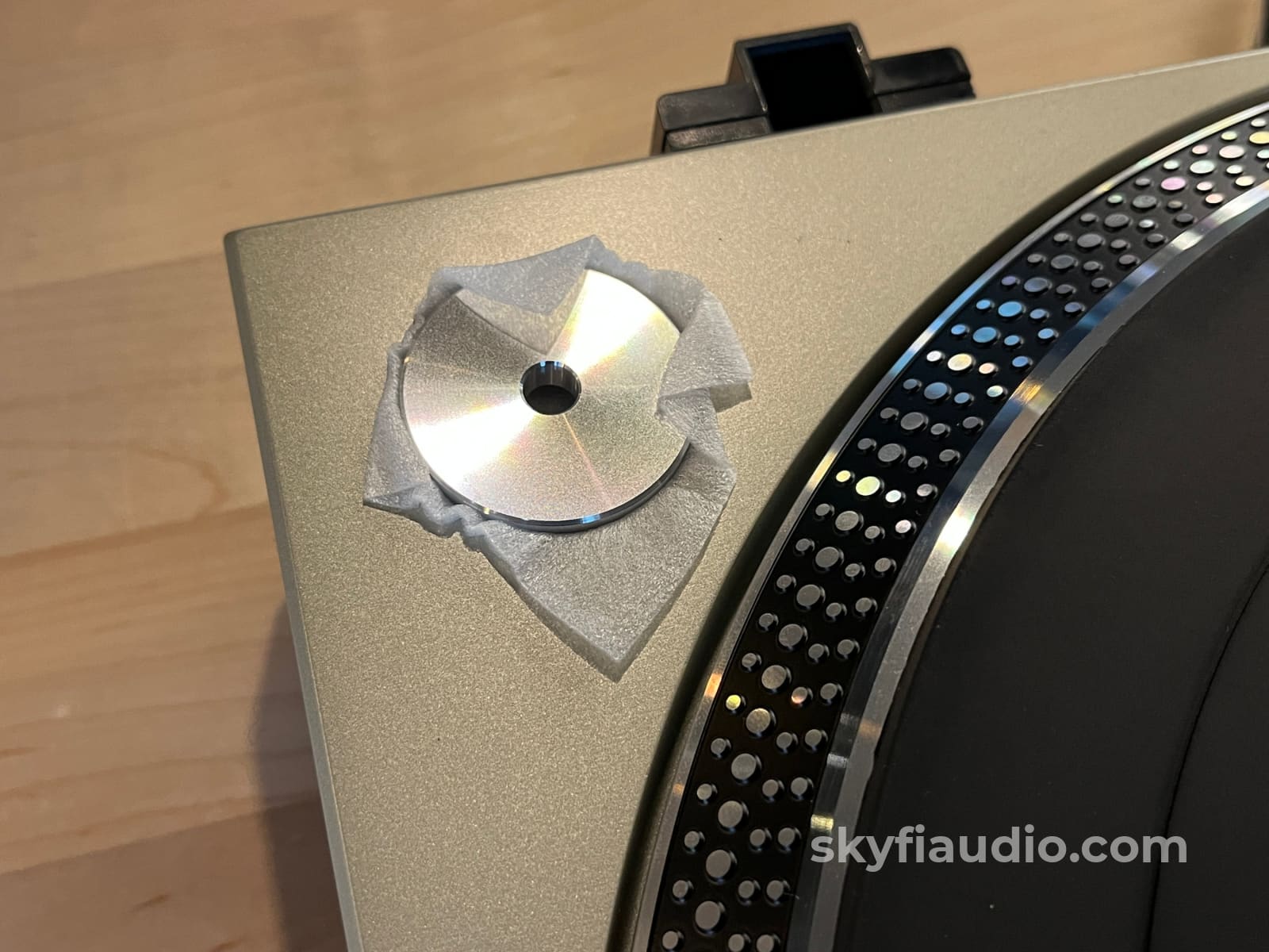 Technics SL 1200MK2 Turntable New Old Stock Turntable