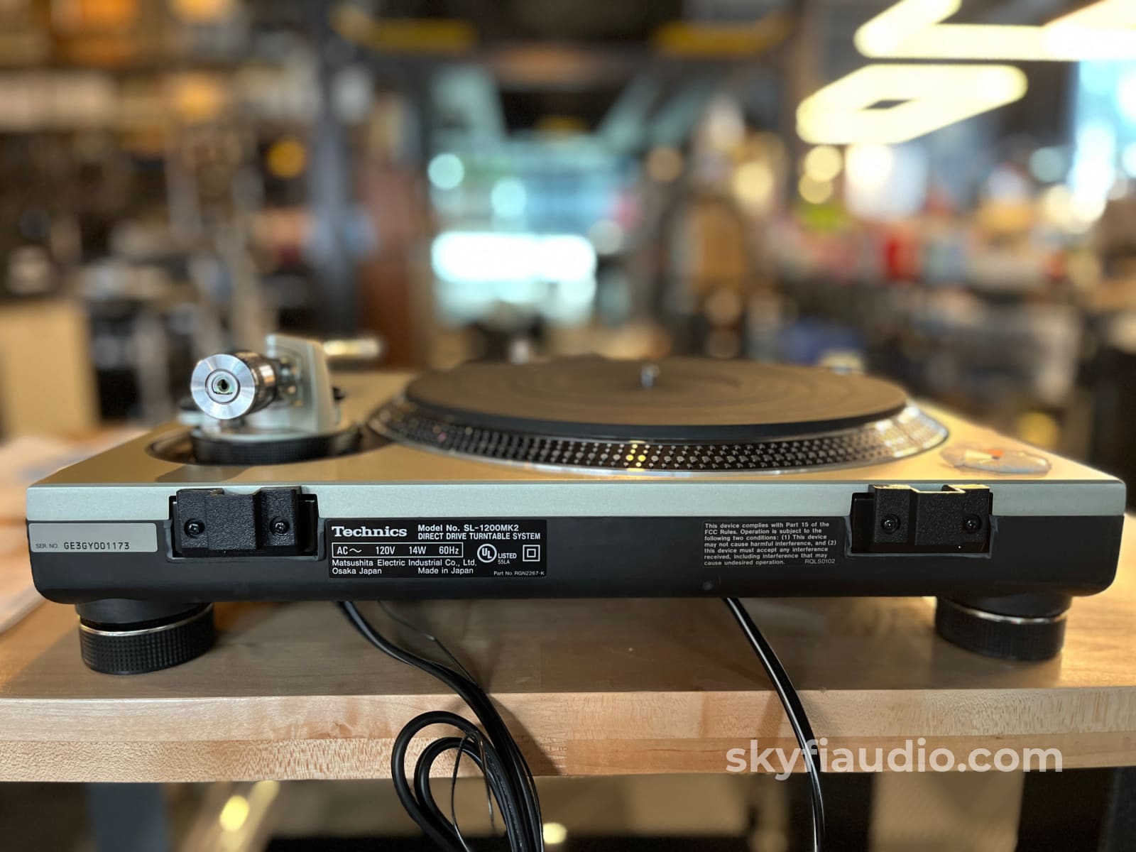 Technics SL-1200MK2 Turntable - New Old Stock (NOS) Legendary! Include