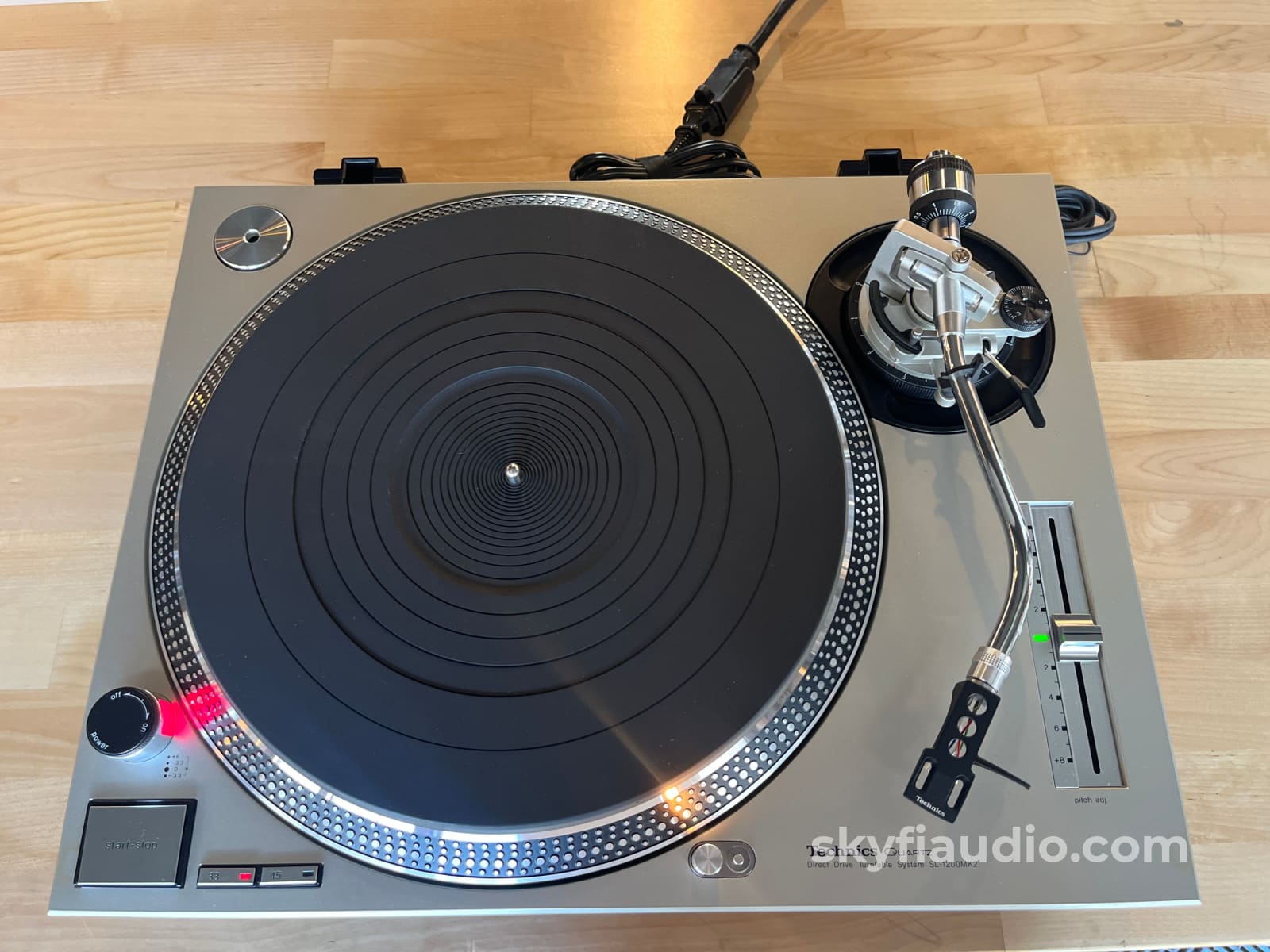 Technics SL-1200MK2 Turntable w/ Flight Case and Ortofon X40 Cartridge