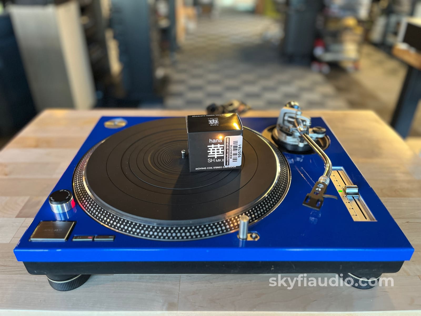 Technics SL-1200MK2 Vintage Turntable - Beautiful Blue Top Turntable