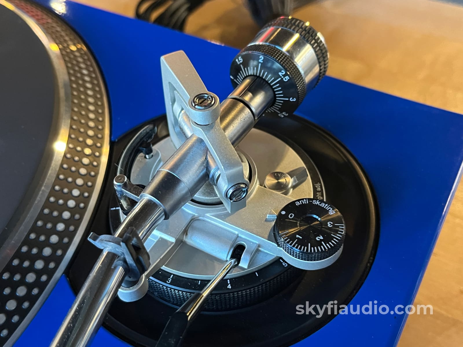 Technics SL-1200MK2 Vintage Turntable - Beautiful Blue Top Turntable