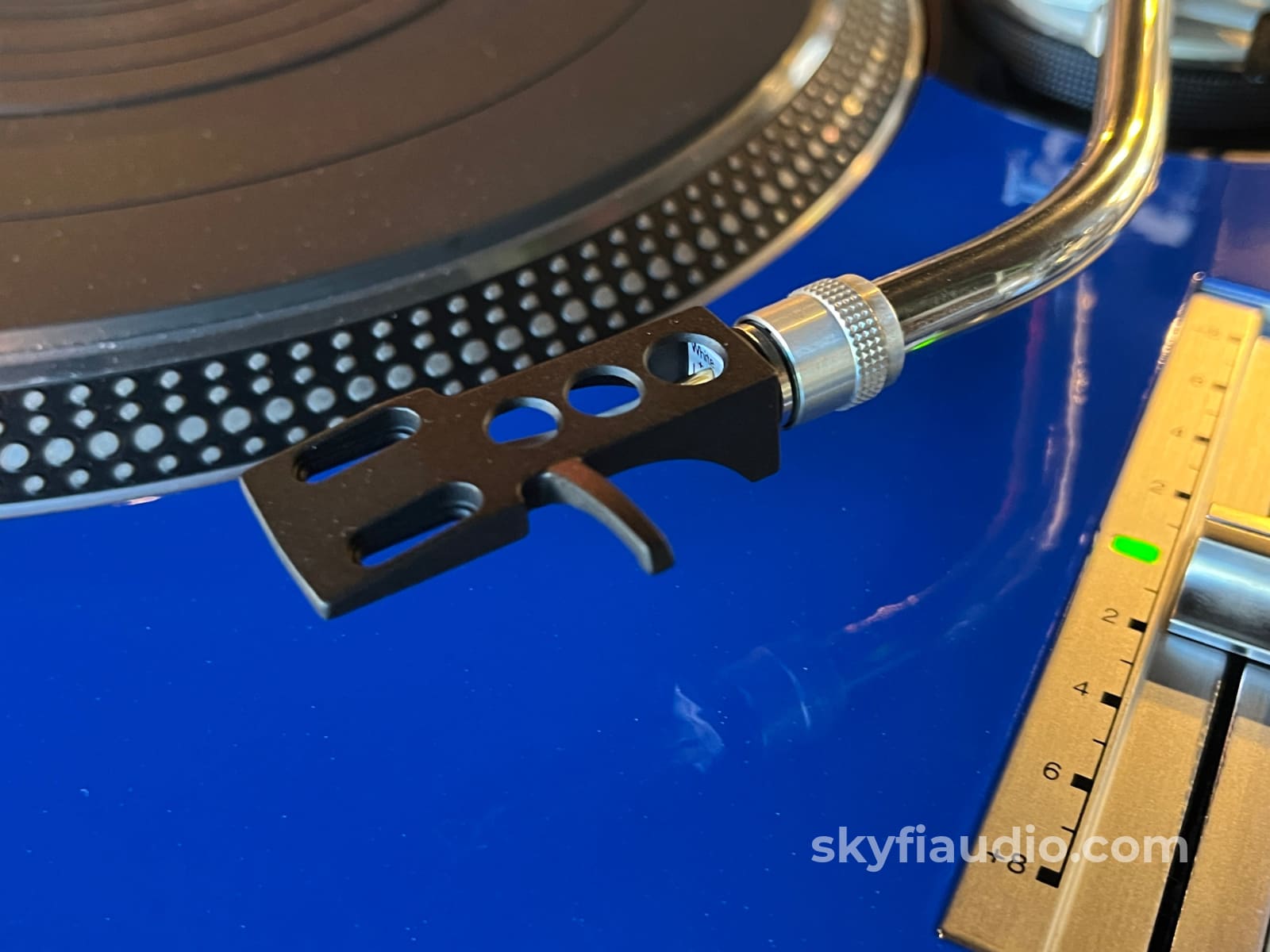 Technics SL-1200MK2 Vintage Turntable - Beautiful Blue Top Turntable