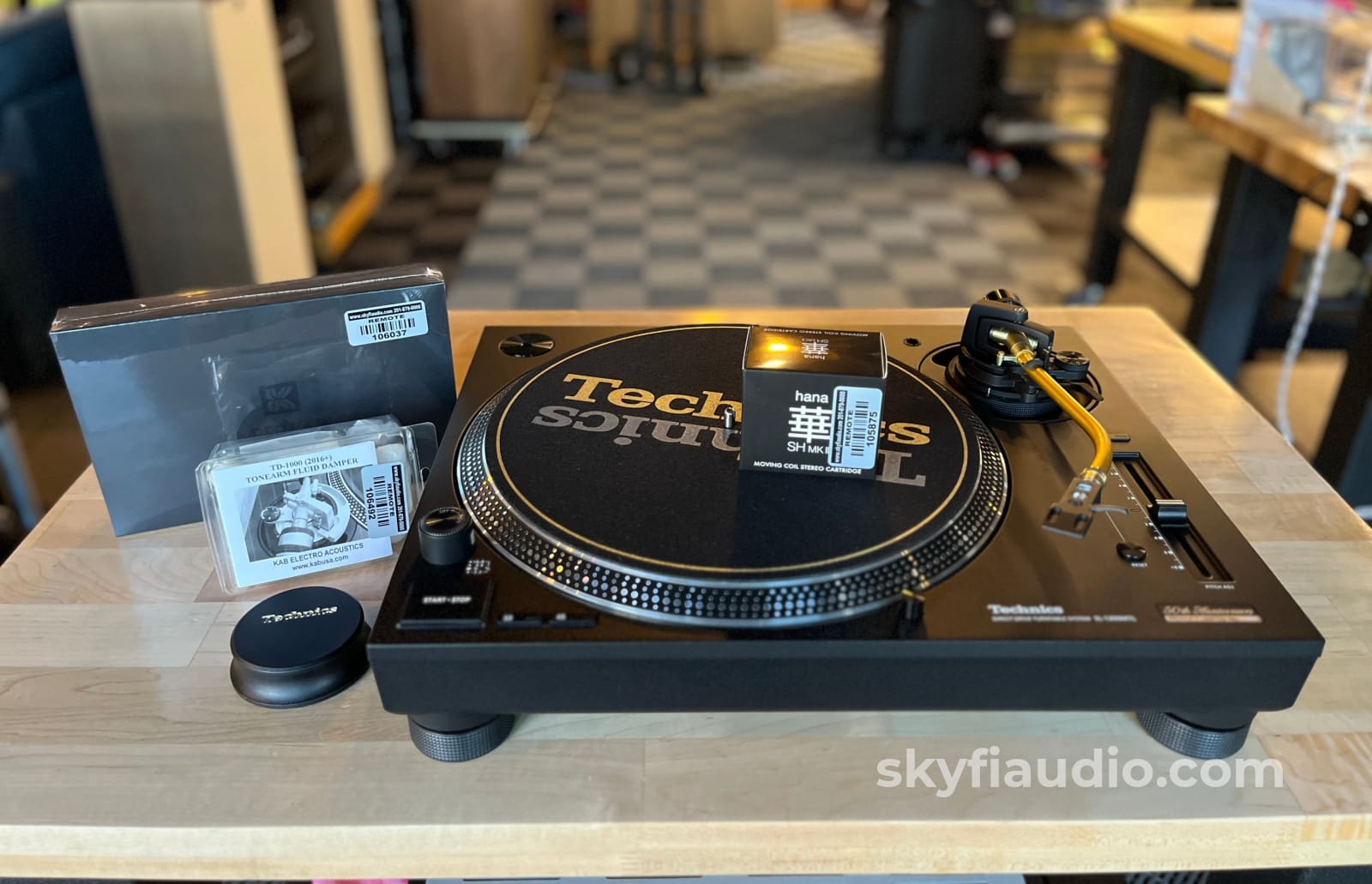 Technics SL-1200Mk7 50th Anniversary Limited Edition - W/ New Hana MH