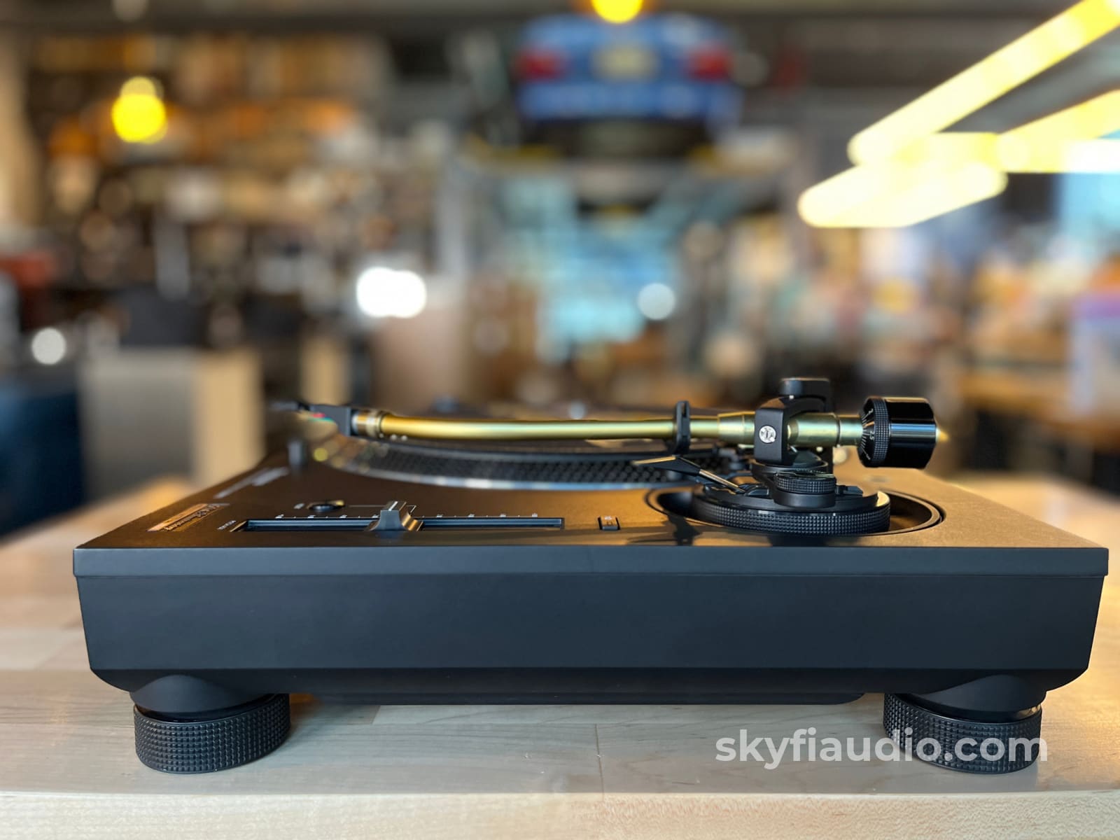 Technics SL-1200Mk7 50th Anniversary Limited Edition - W