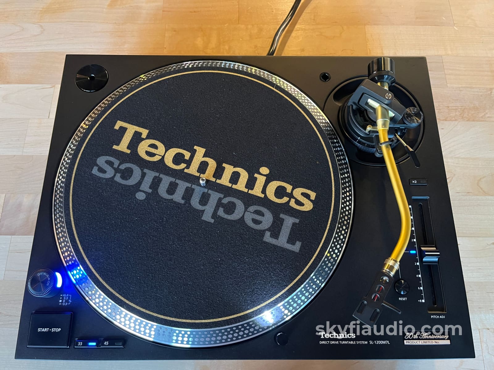 Technics SL-1200Mk7 50th Anniversary Limited Edition - W/ New Hana MH MC Phono Cartridge and Accessories Turntable