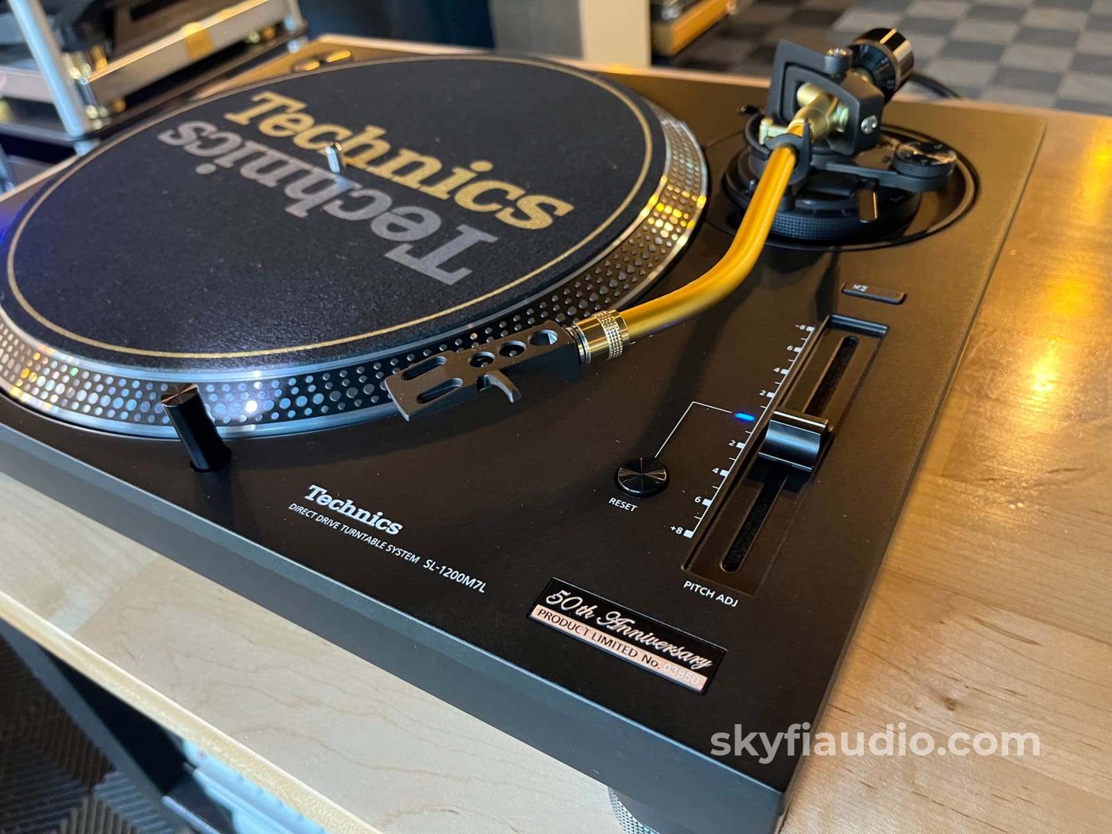 Technics SL-1200Mk7 50th Anniversary Limited Edition - W/ New Hana MH MC Phono Cartridge and Accessories Turntable
