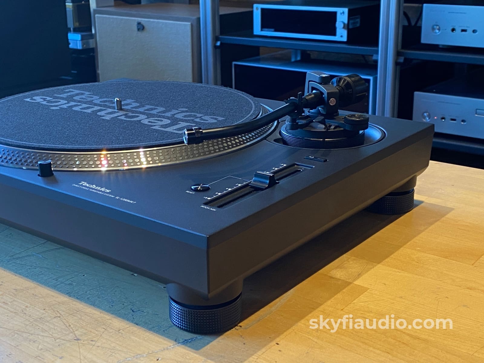 Technics SL-1200MK7 - Like New - With New Sumiko Cartridge