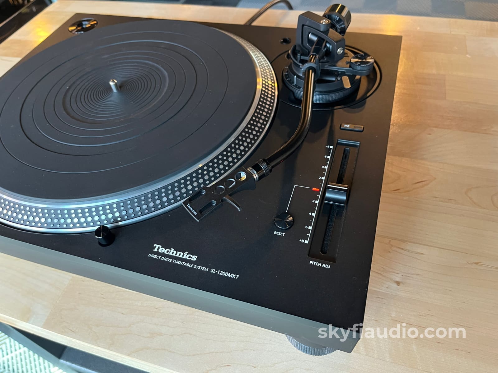 Technics SL-1200MK7 Turntable - W/ New Sumiko Songbird MC Phono Cartridge Turntable