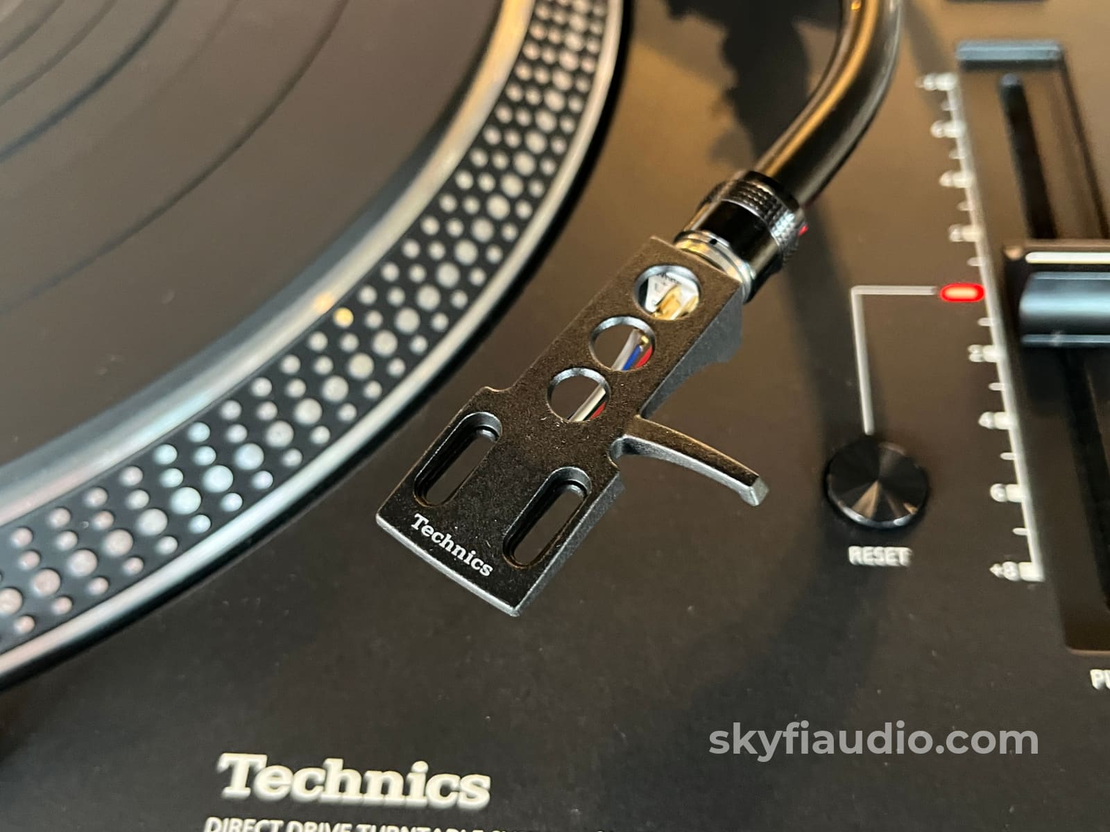 Technics SL-1200MK7 Turntable - W/ New Sumiko Songbird MC Phono Cartri