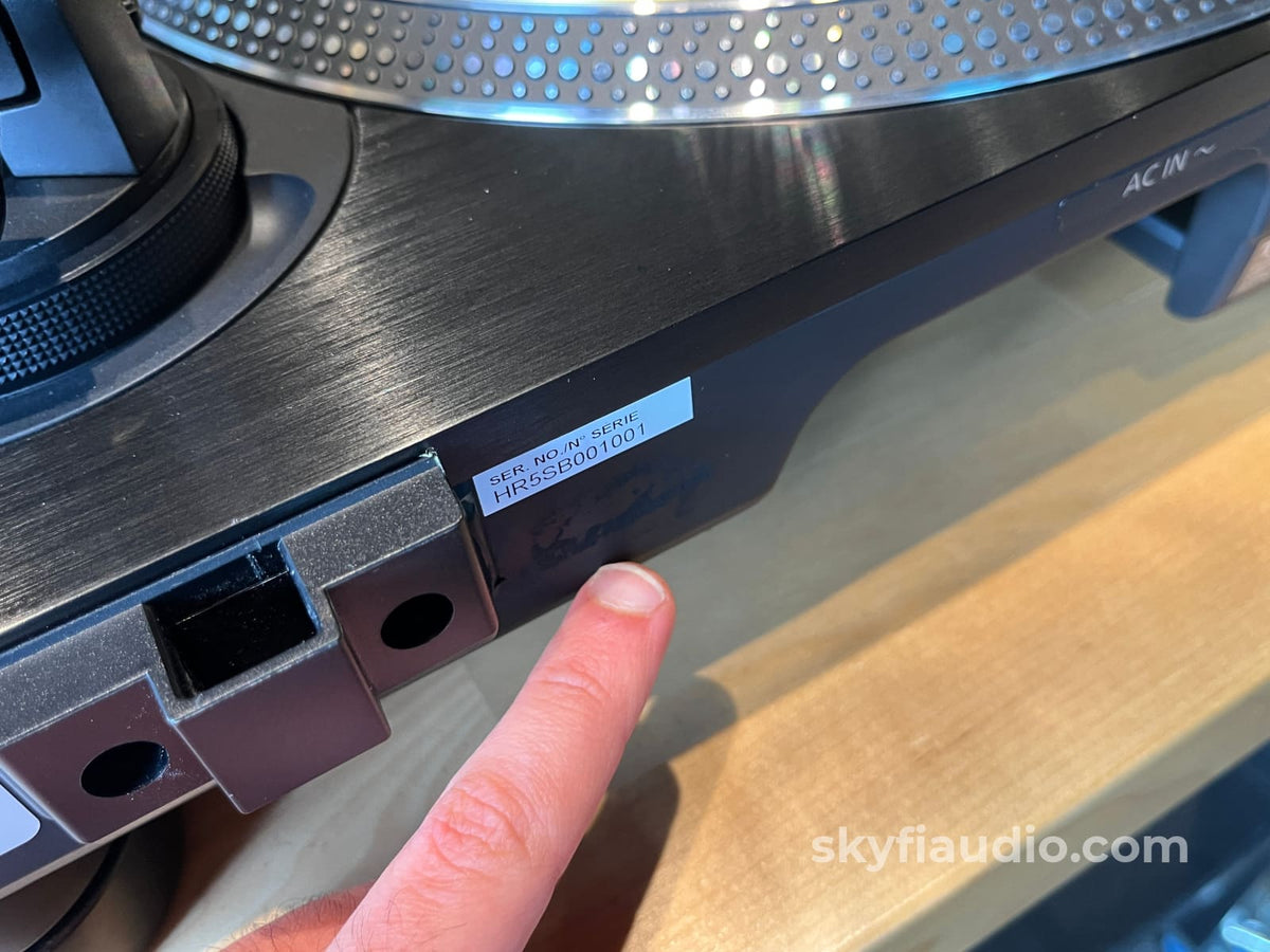 Technics SL-1210G Turntable - W/ New Hana Umami Blue MC Cartridge - Pre-Loved - Turntable