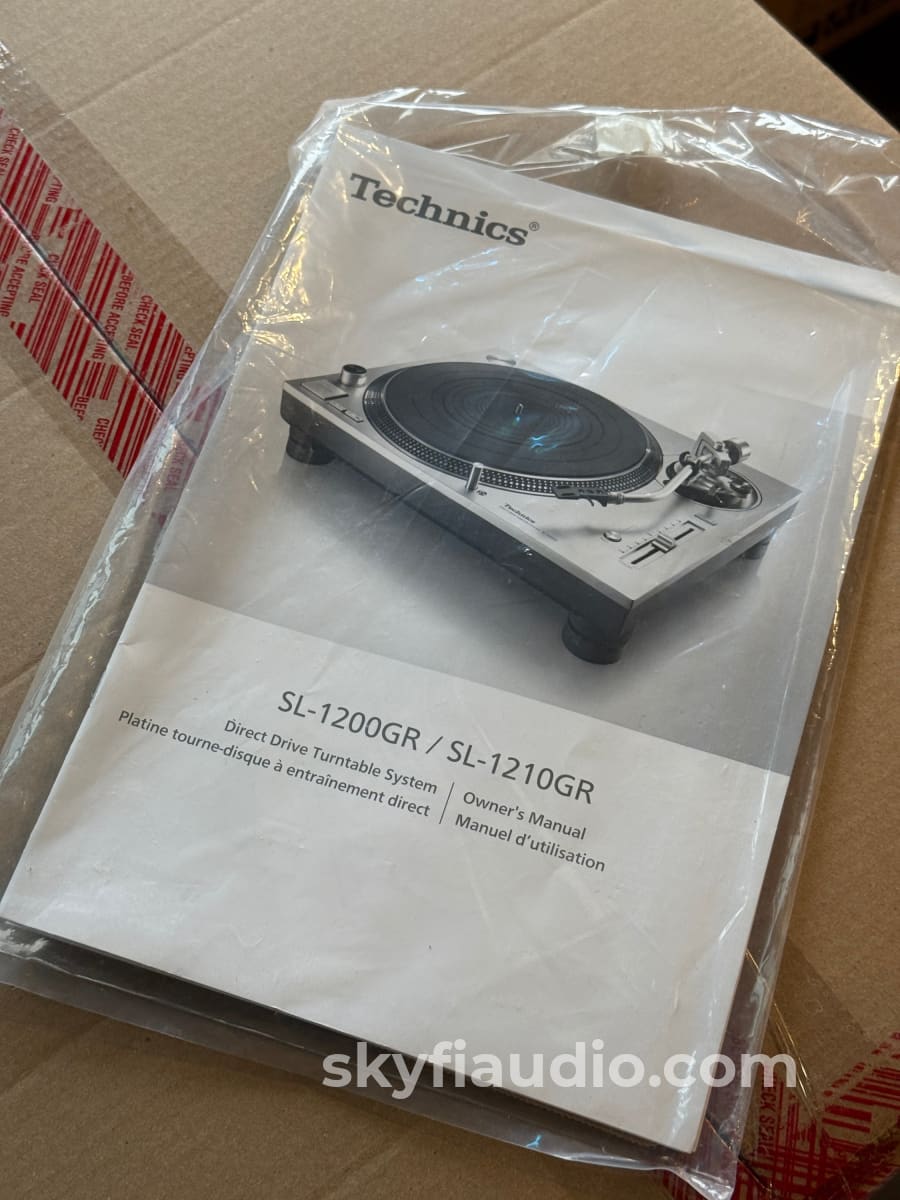 Technics SL-1210GR - Made In Japan Turntable