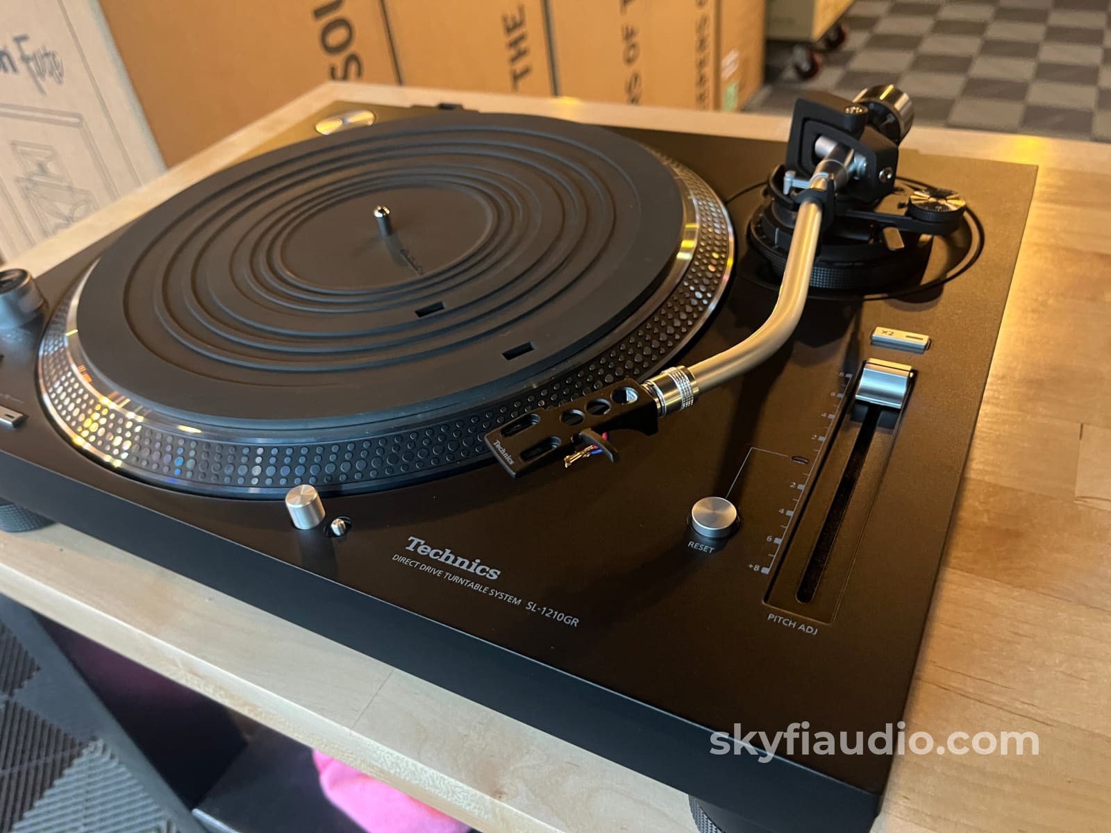Technics SL-1210GR-K Turntable paired w/ New SH MkII Cartridge Turntable