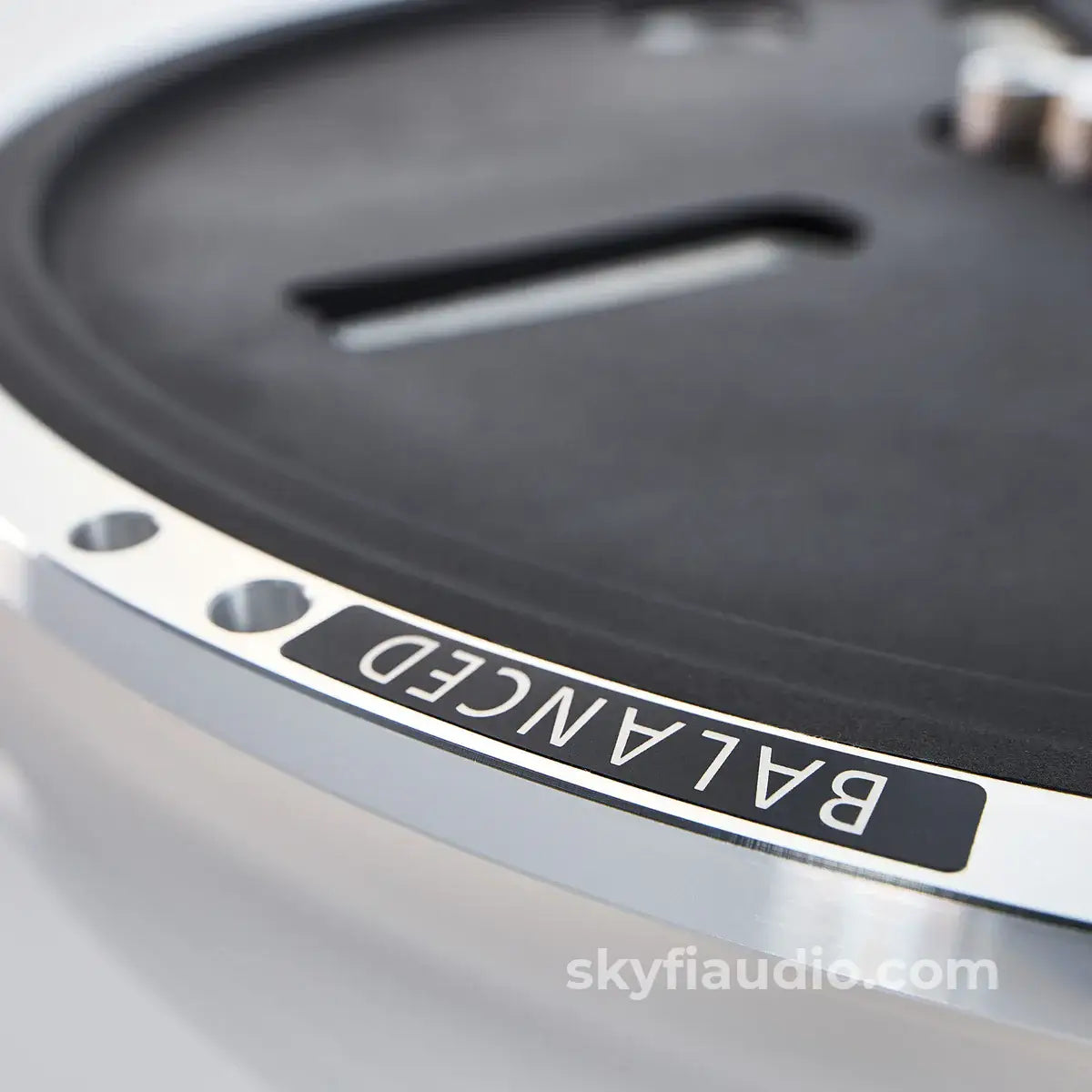 Technics Sl-1300G-S Turnable - New Release!! Turntable