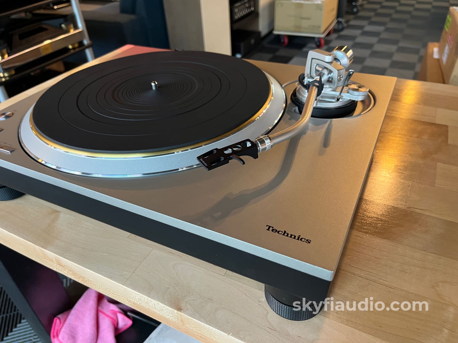Technics SL-1300G Turntable - Pre-Loved Turntable