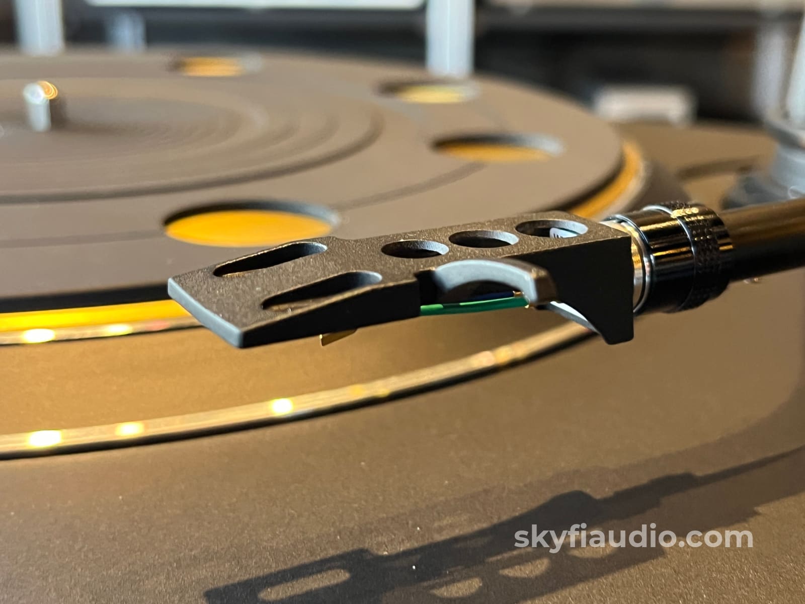 Technics SL-1300G Turntable W/ Hana MH Cartridge - Pre-Loved Turntable