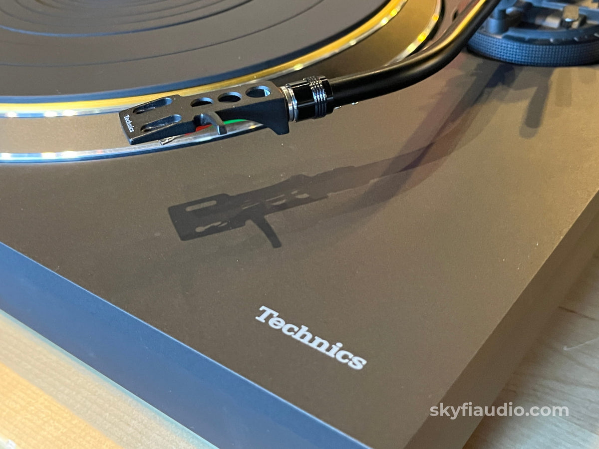 Technics SL-1300G Turntable Pre-Loved W/ New Sumiko Starling Cartridge + Kimber TAC-CU Cable - Turntable