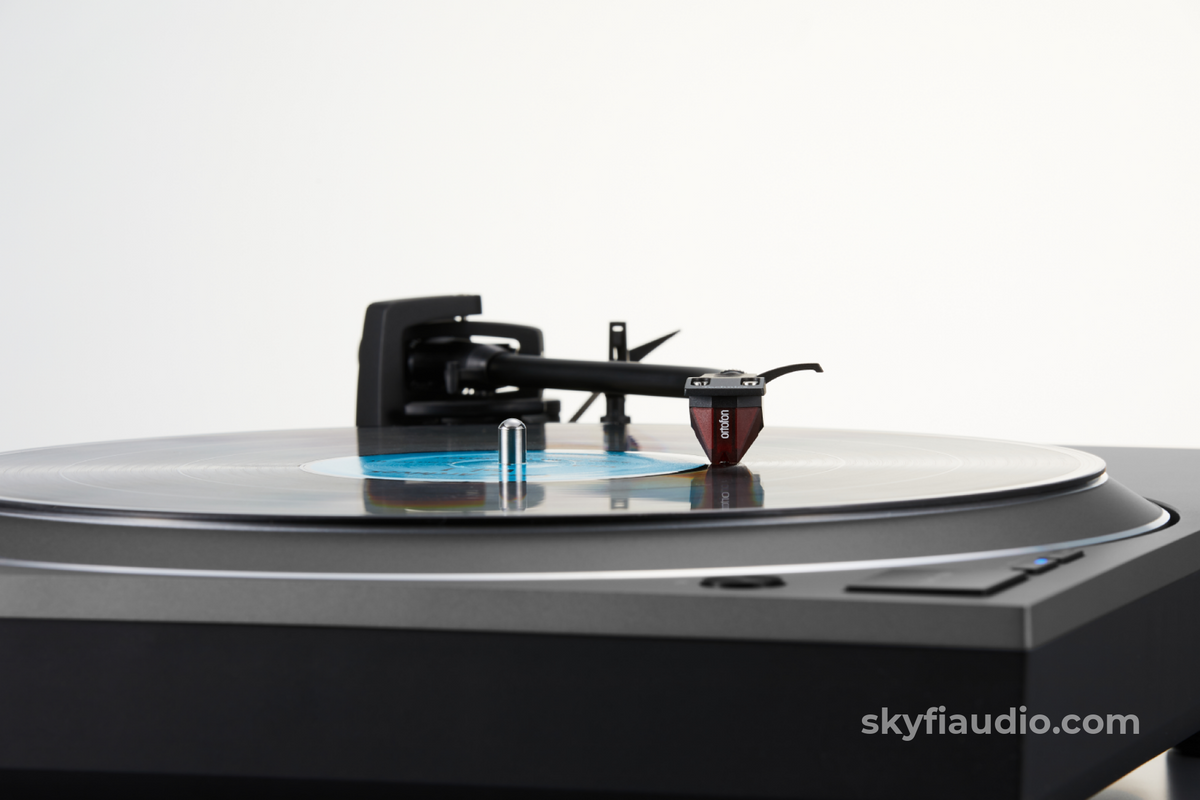 Technics SL-1500CS Direct Drive Turntable System - NEW RELEASE - Turntable