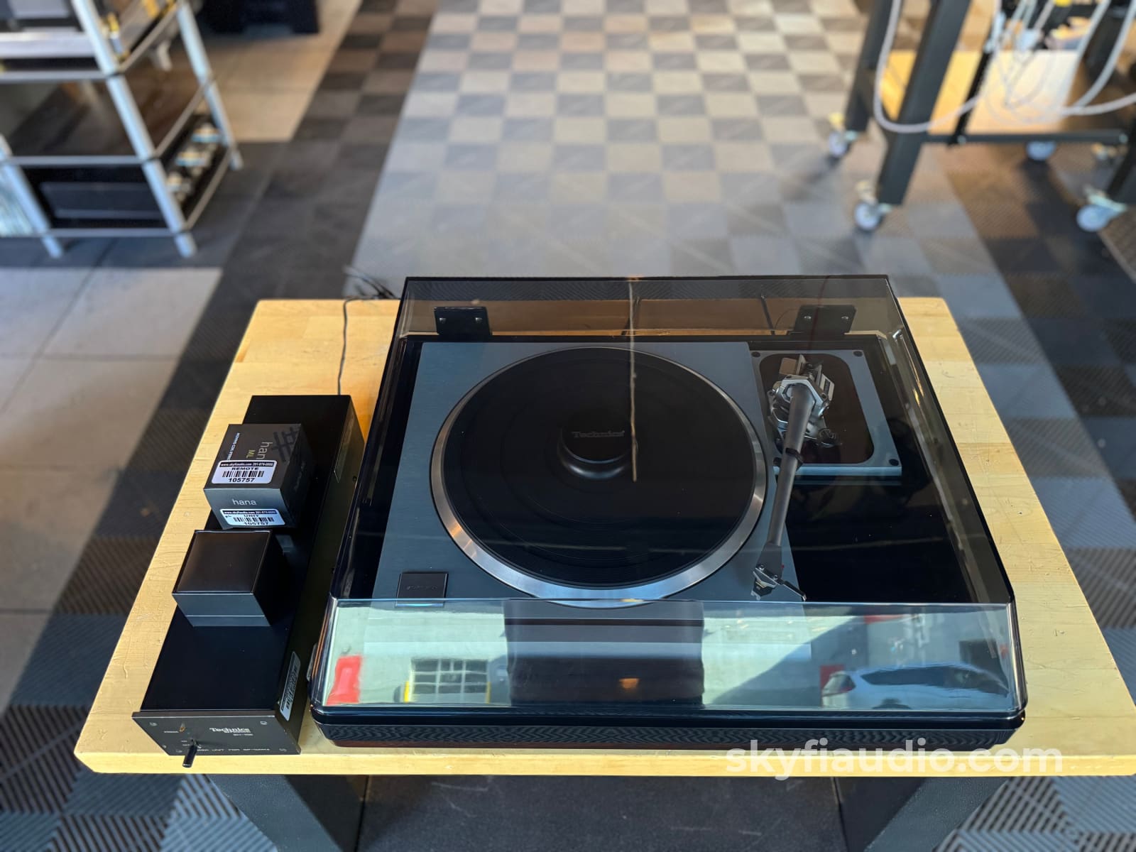 Vintage Technics Sp10 Drive + Plinth W/ Sme Series Iv Tonearm And Hana Sl Cartrige. Turntable