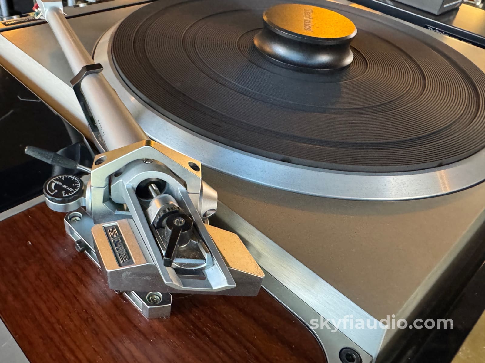 Vintage Technics Sp10 Drive + Plinth W/ Sme Series Iv Tonearm And Hana Sl Cartrige. Turntable