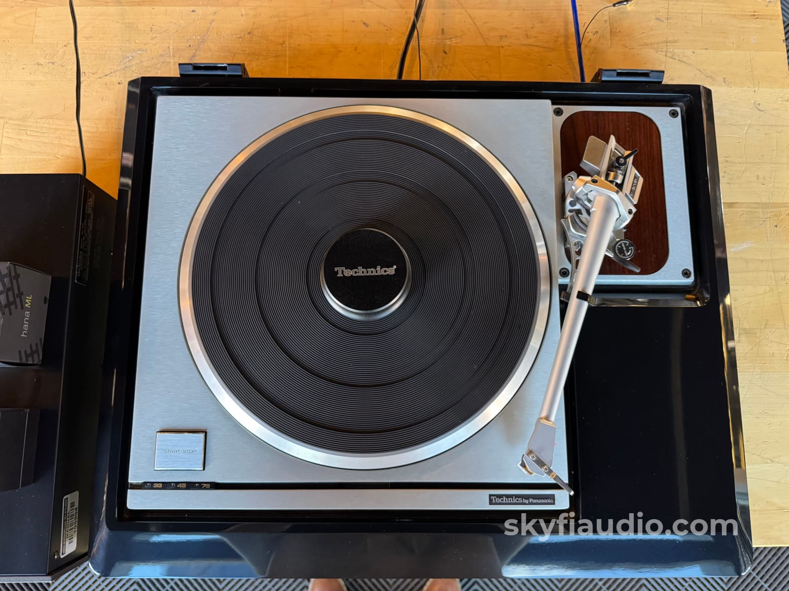 Vintage Technics Sp10 Drive + Plinth W/ Sme Series Iv Tonearm And Hana Sl Cartrige. Turntable