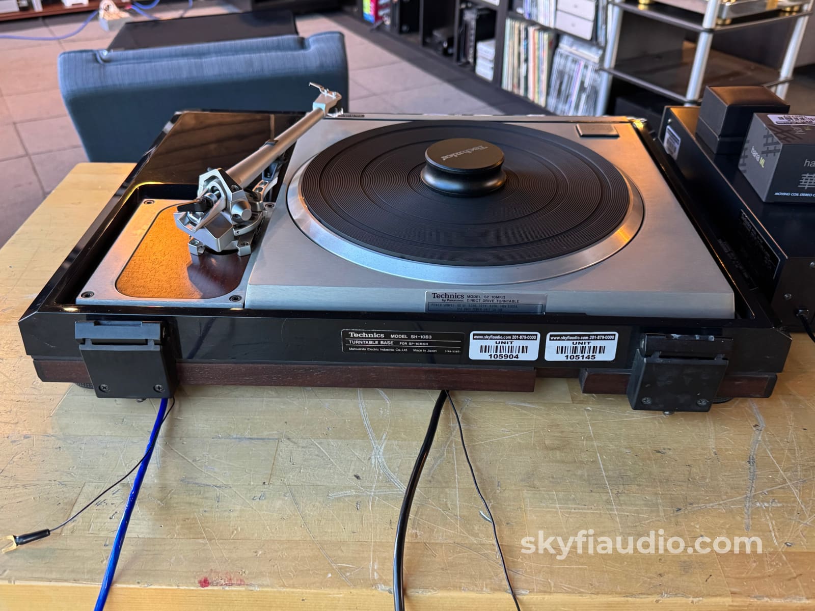 Vintage Technics Sp10 Drive + Plinth W/ Sme Series Iv Tonearm And Hana Sl Cartrige. Turntable