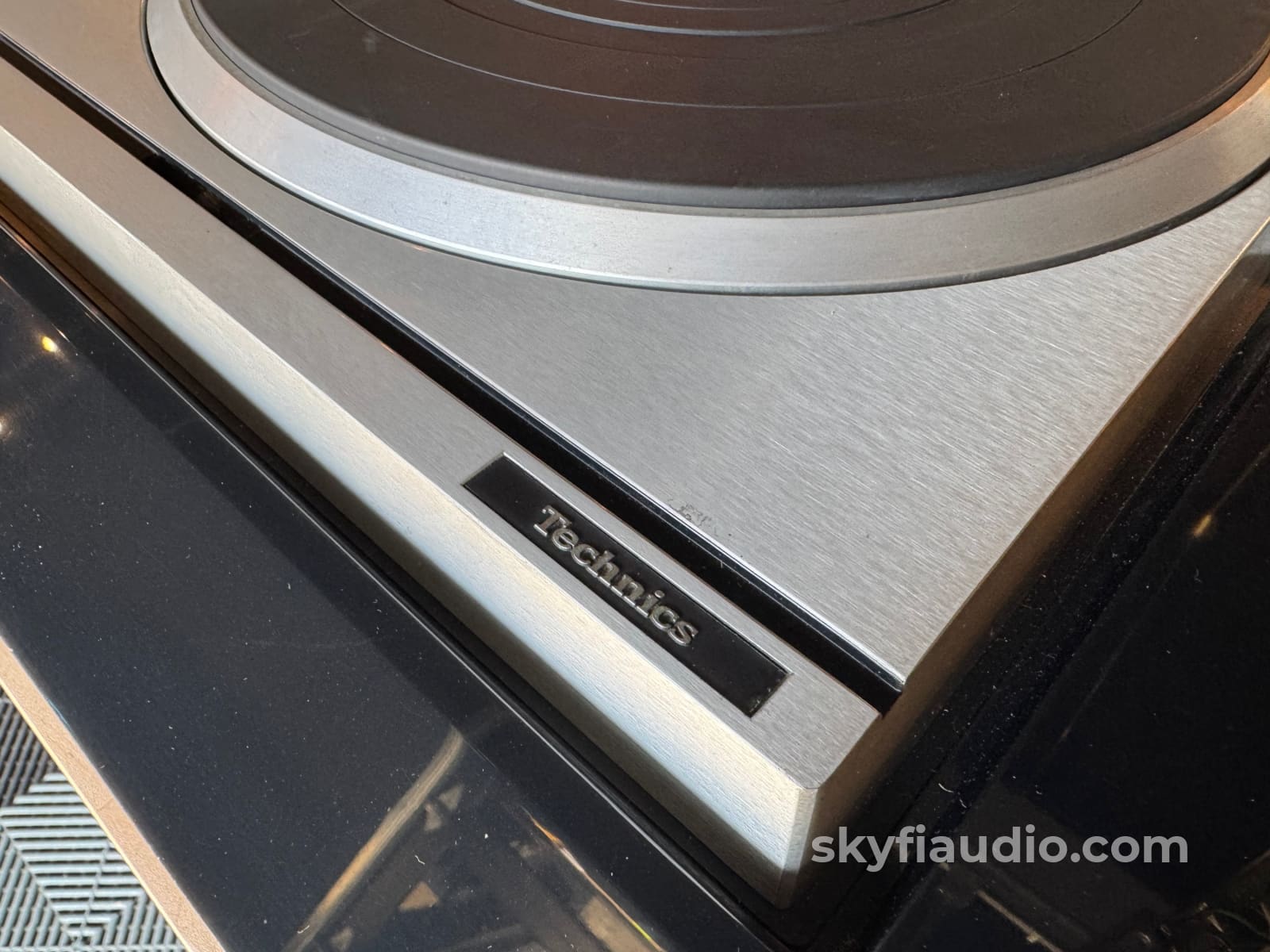 Technics SP-10MK2 Turntable - Serviced - W/ Obsidian Plinth Turntable