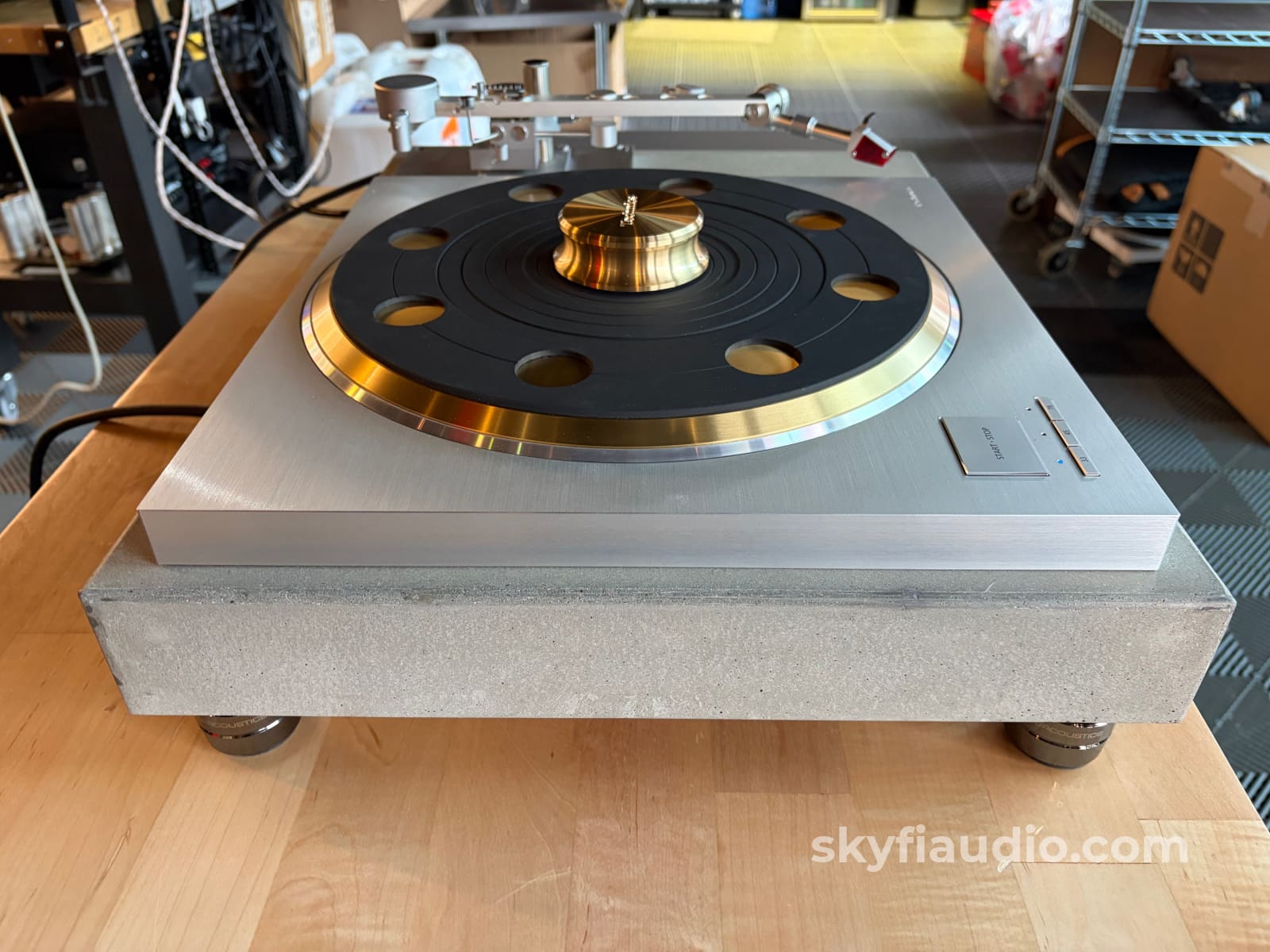 Technics SP-10R Custom Turntable - Concrete Plinth - Dynavector Tonearm Turntable