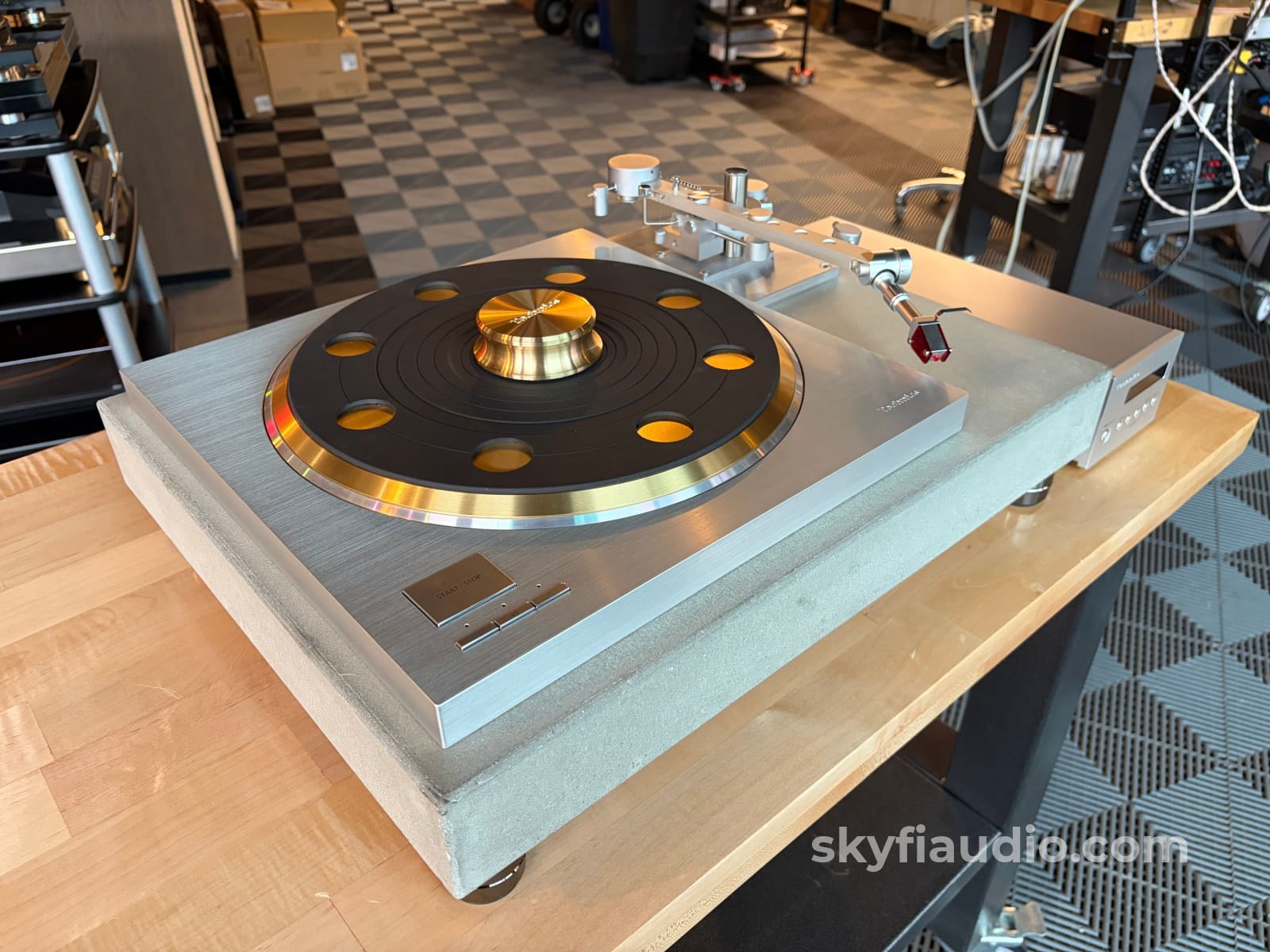 Technics SP-10R Custom Turntable - Concrete Plinth - Dynavector Tonearm Turntable
