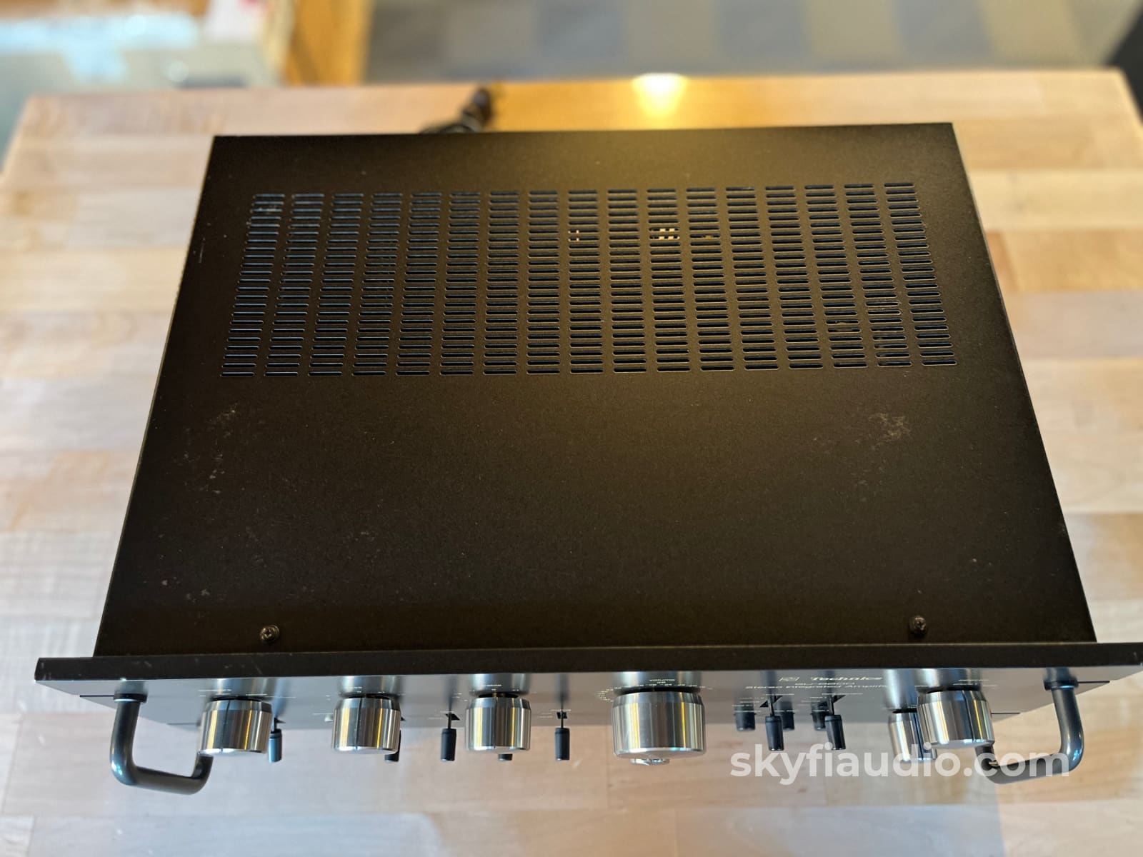 Technics SU-8600 Vintage Integrated Amplifier - Light Service