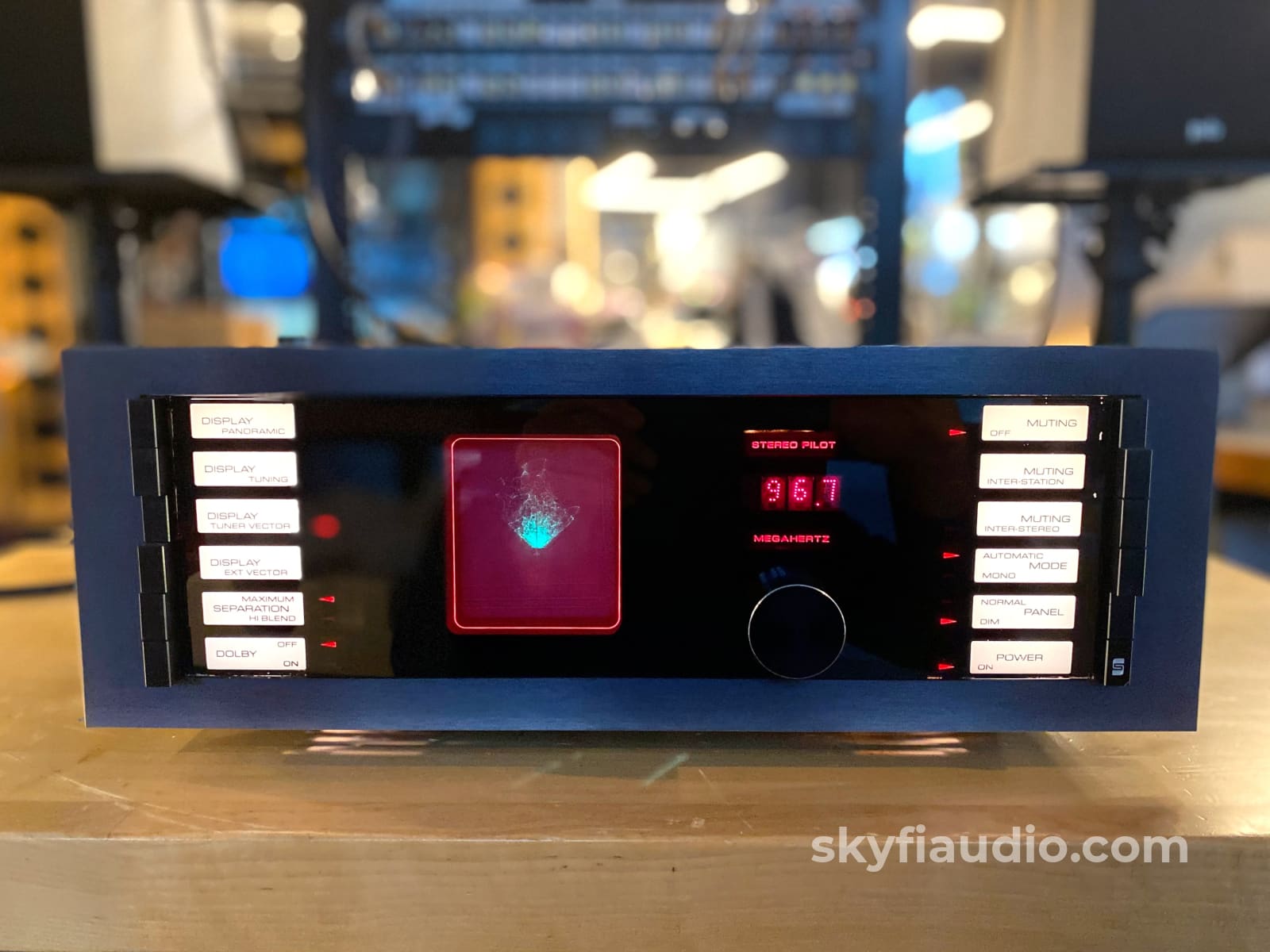 The Sequerra Model No.1 Broadcast Monitor - Best Tuner Ever!