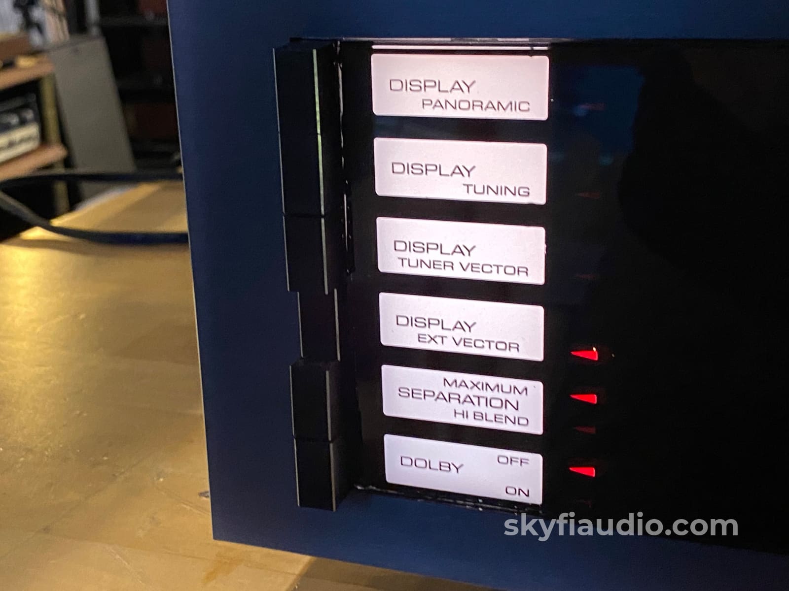 The Sequerra Model No.1 Broadcast Monitor - Best Tuner Ever!