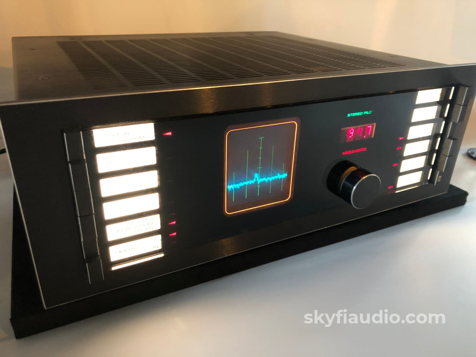 The Sequerra Model No. 1 Broadcast Monitor/Tuner - Top 3 Ever Made! Complete Your Collection Tuner
