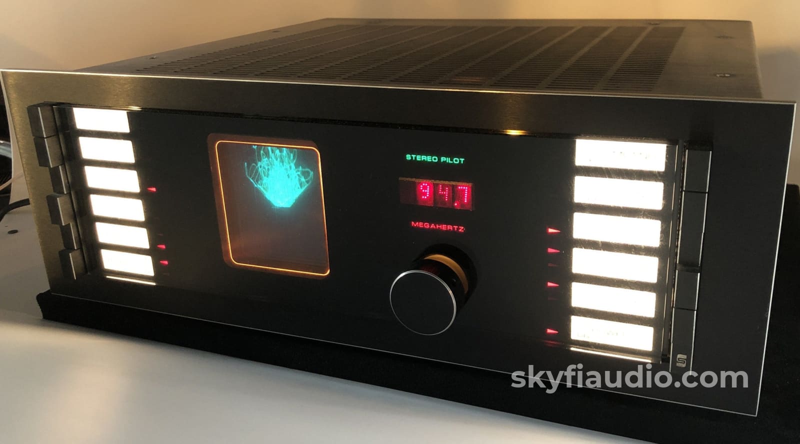 The Sequerra Model No. 1 Broadcast Monitor/Tuner - Top 3 Ever Made! Complete Your Collection Tuner