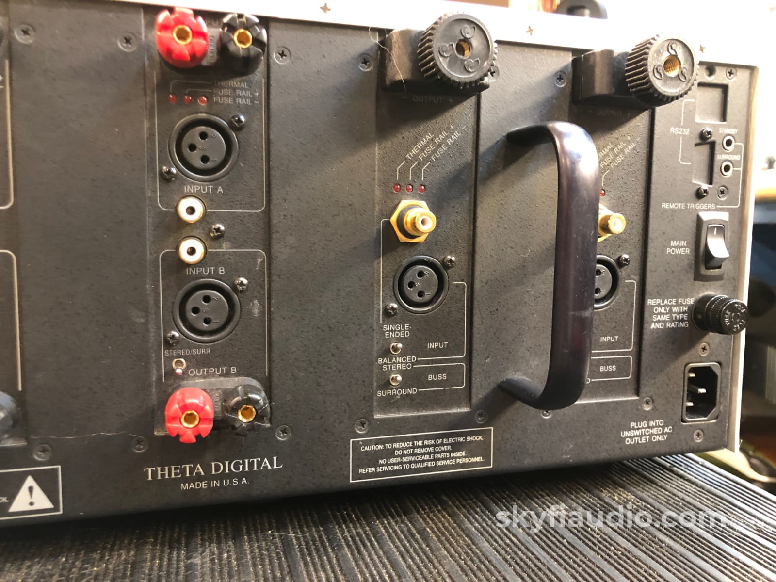 Theta Dreadnaught High Current 7 Channel Theater Amplifier