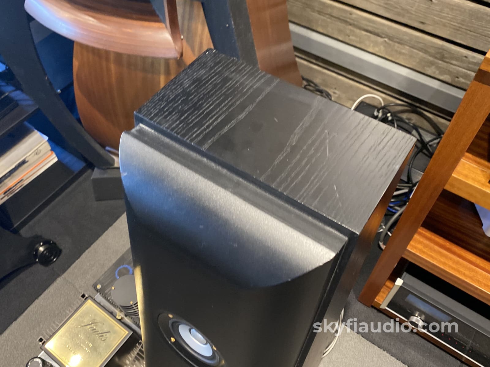 Thiel Cs2.3 Floorstanding Speakers 3-Way With Passive Radiator